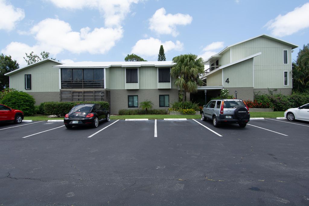 Photo of 800 NW Fork Road Rd #B4- U2, Stuart, FL 34994 (MLS # R10810778)