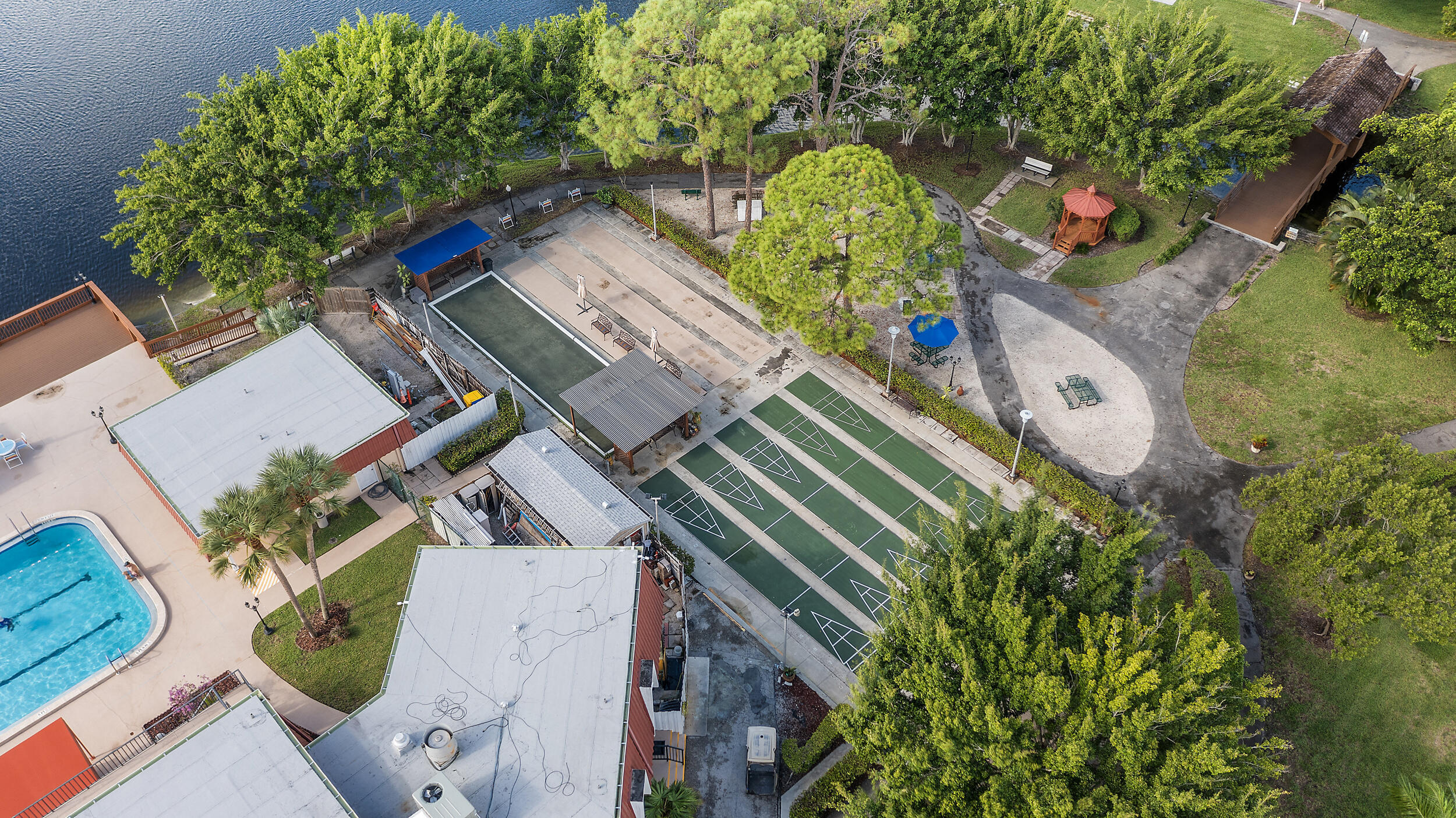 COVERED BRIDGE CONDO - Residential Lease