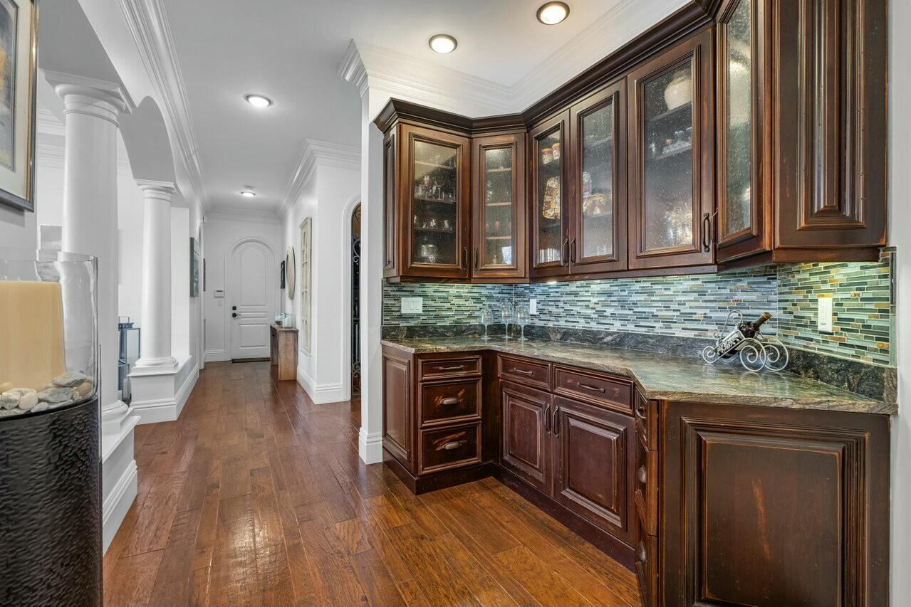 PALM BEACH FARMS CO 3 - Residential