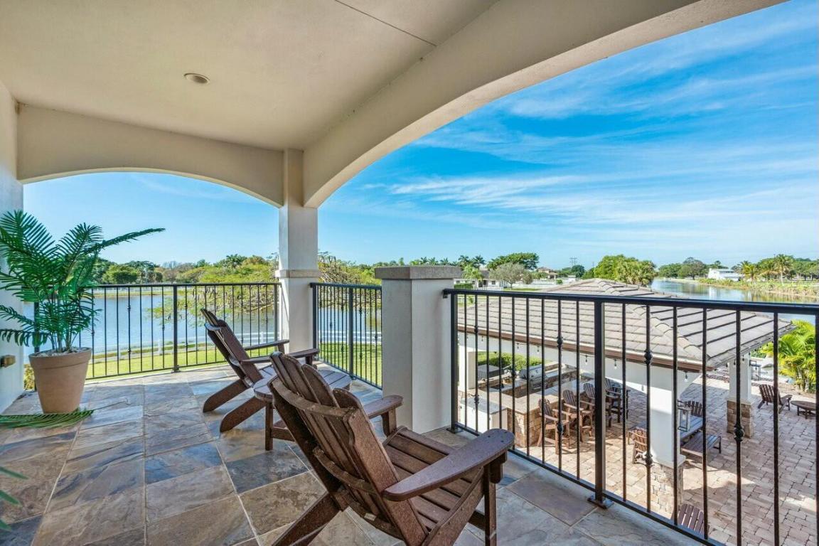 PALM BEACH FARMS CO 3 - Residential