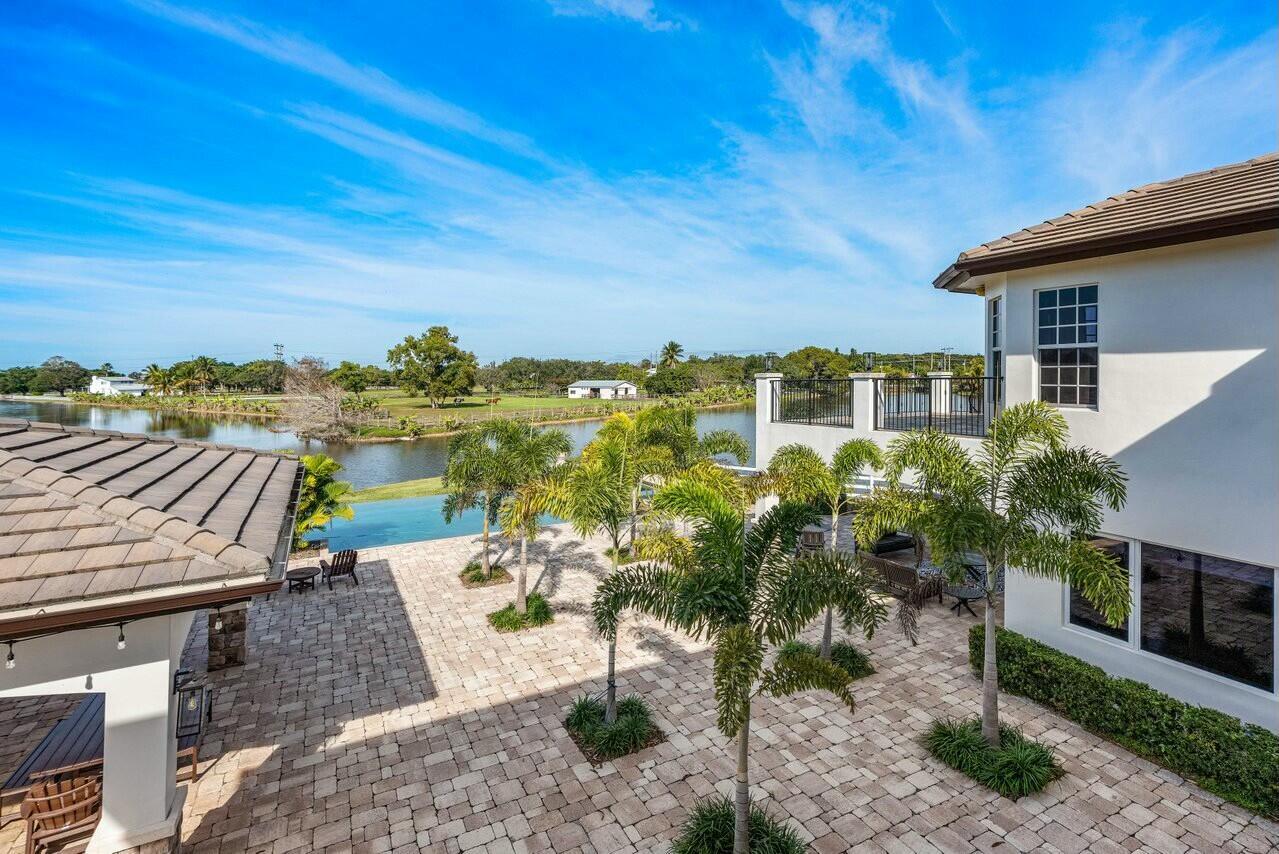 PALM BEACH FARMS CO 3 - Residential