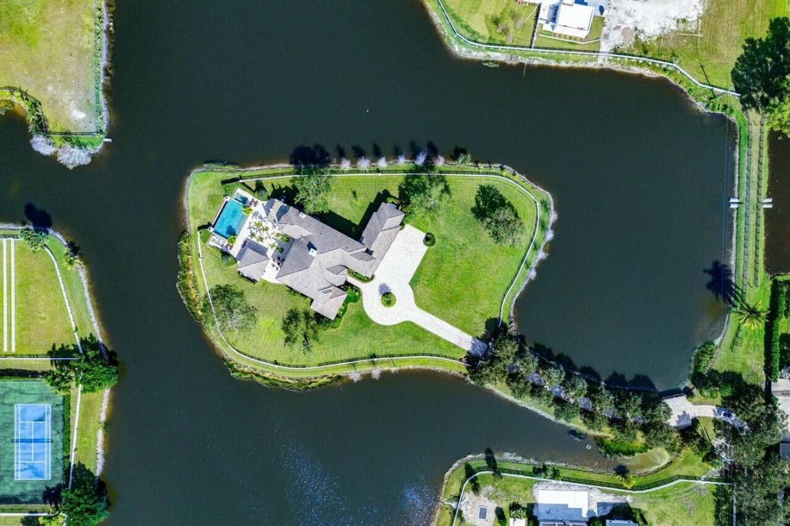 PALM BEACH FARMS CO 3 - Residential