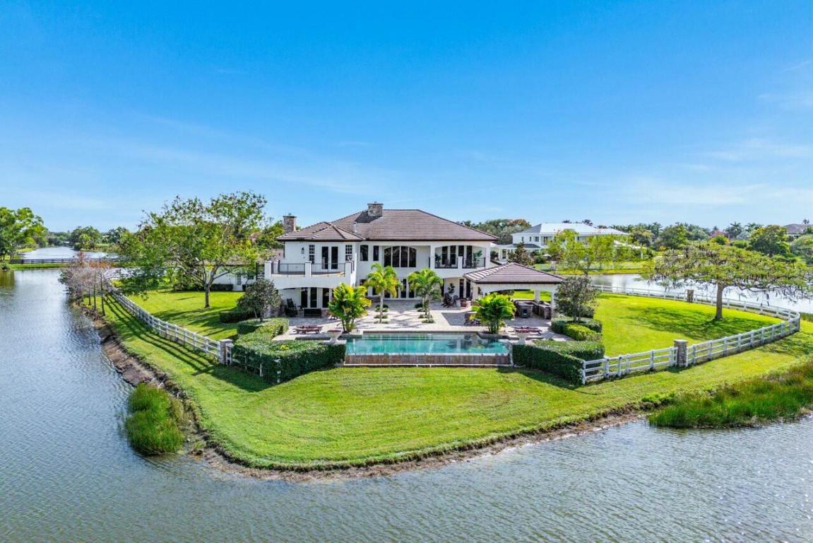 PALM BEACH FARMS CO 3 - Residential