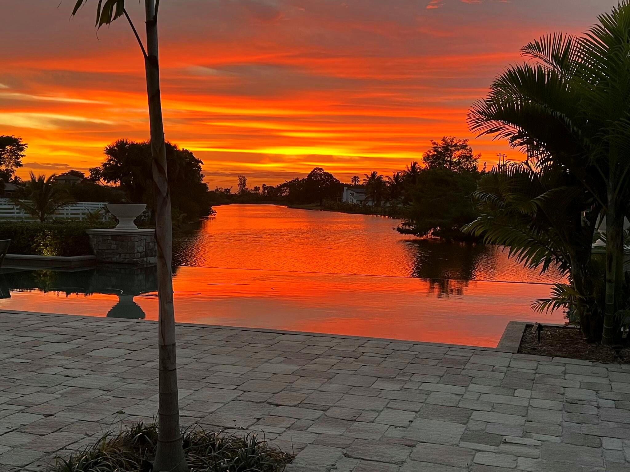 PALM BEACH FARMS CO 3 - Residential