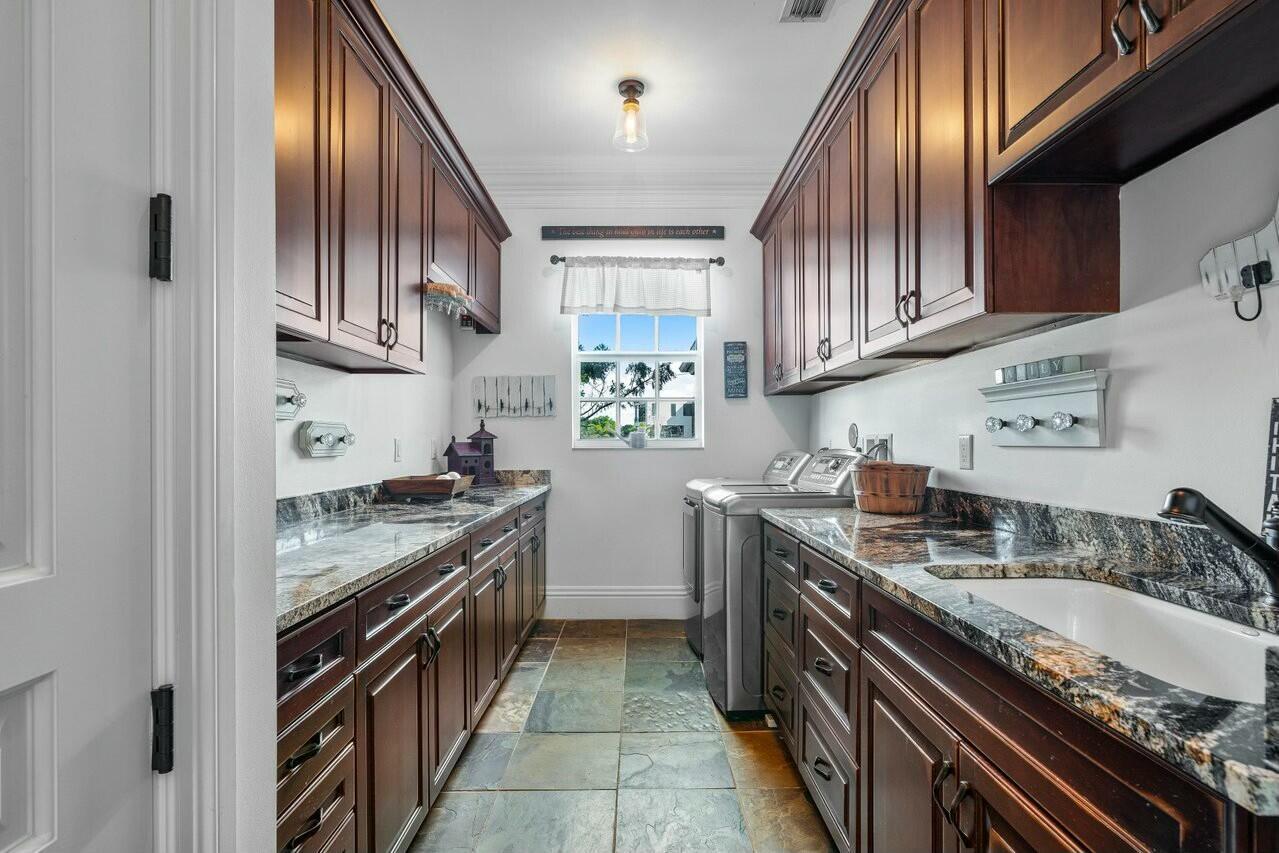 PALM BEACH FARMS CO 3 - Residential