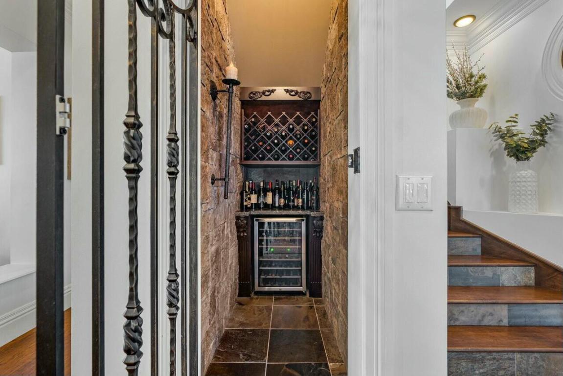 PALM BEACH FARMS CO 3 - Residential