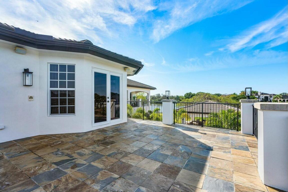 PALM BEACH FARMS CO 3 - Residential