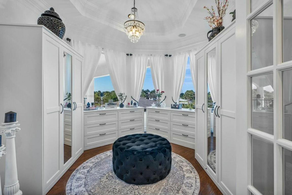 PALM BEACH FARMS CO 3 - Residential