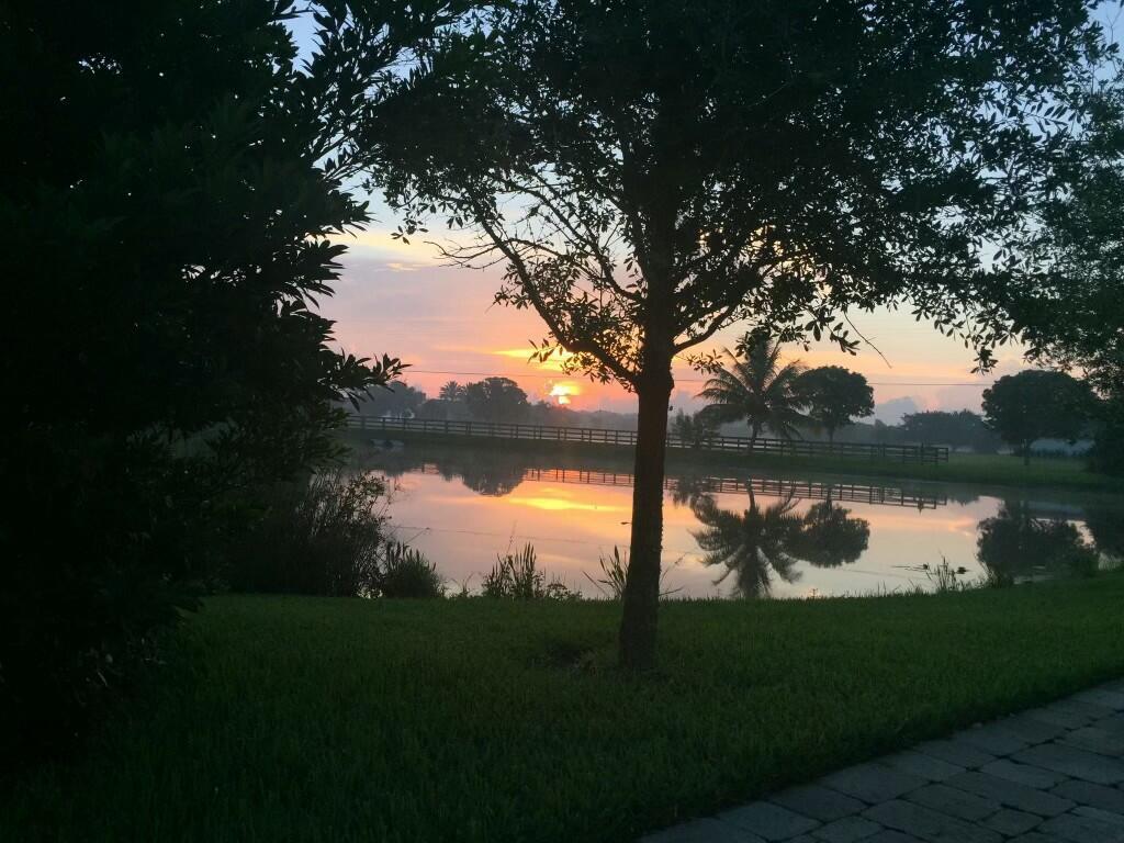 PALM BEACH FARMS CO 3 - Residential