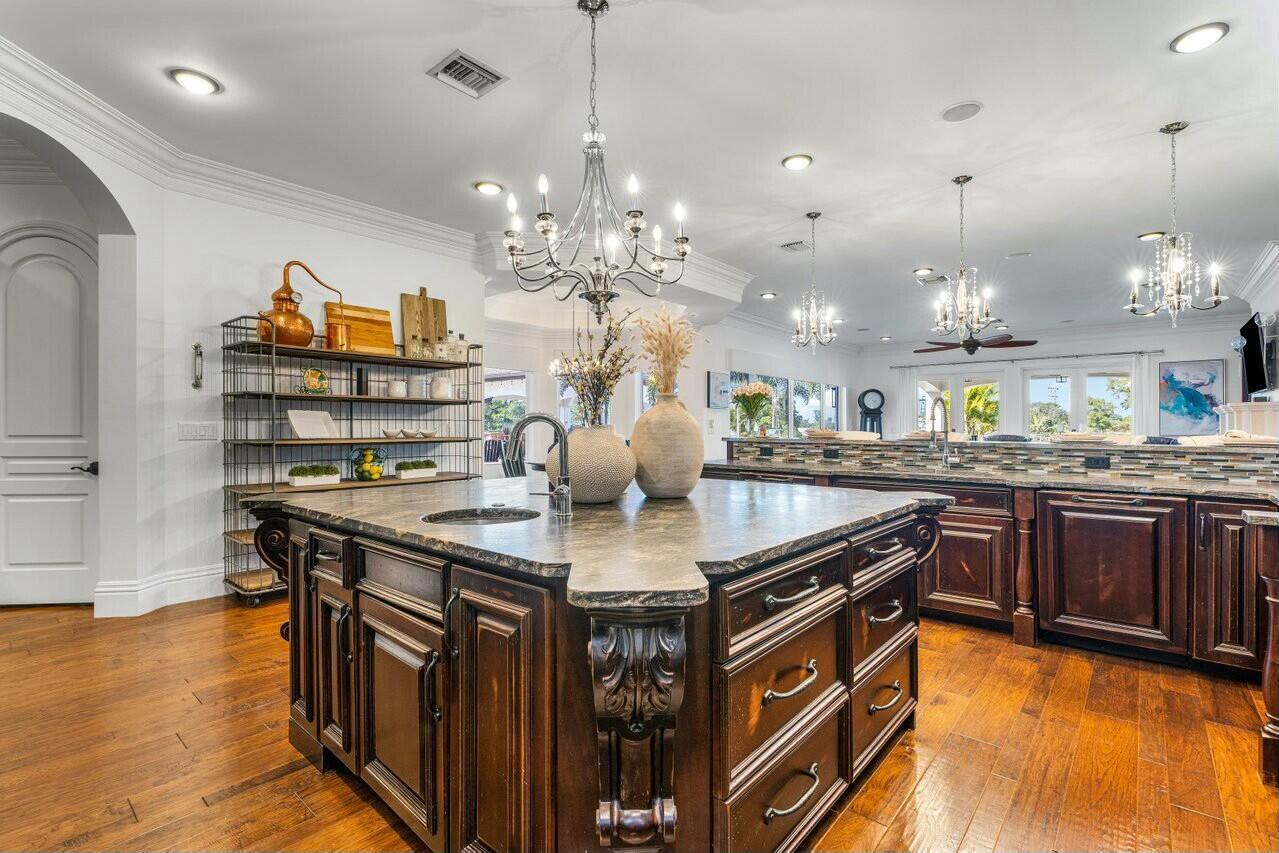 PALM BEACH FARMS CO 3 - Residential