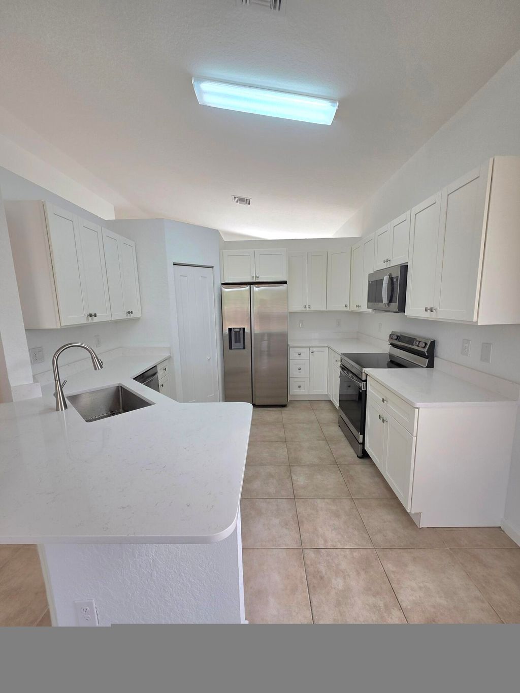 Photo of 6204 Spring Lakes Terrace, Fort Pierce, FL 34951 (MLS # R11156678)