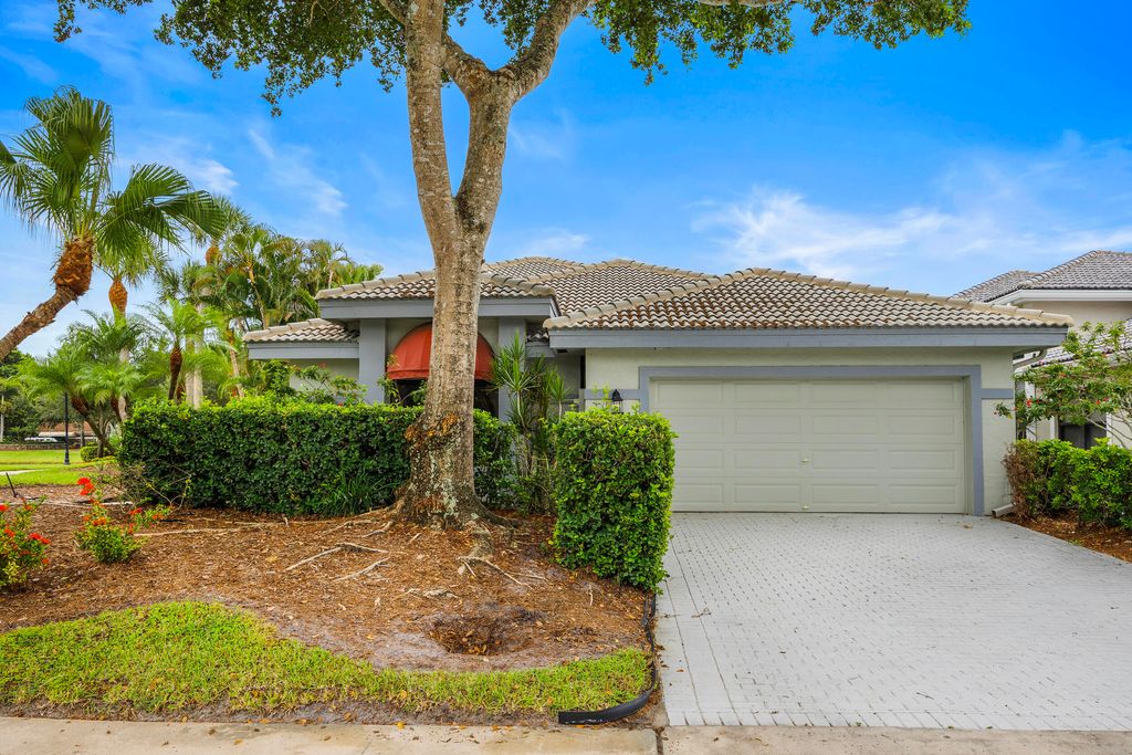 Photo of 10128 Spyglass Way, Boca Raton, FL 33498 (MLS # R11104901)