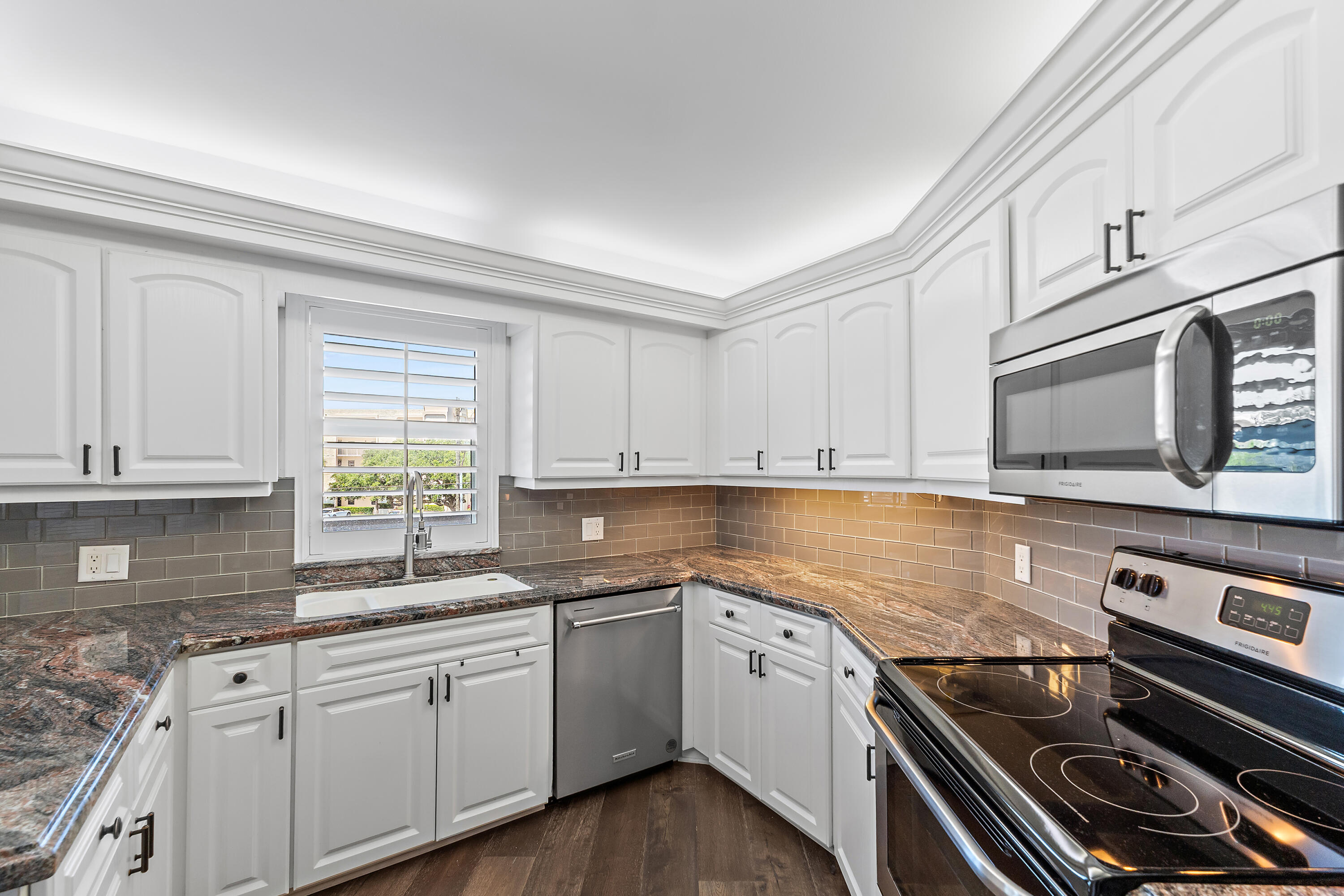 SANDPOINTE BAY CONDO - Residential