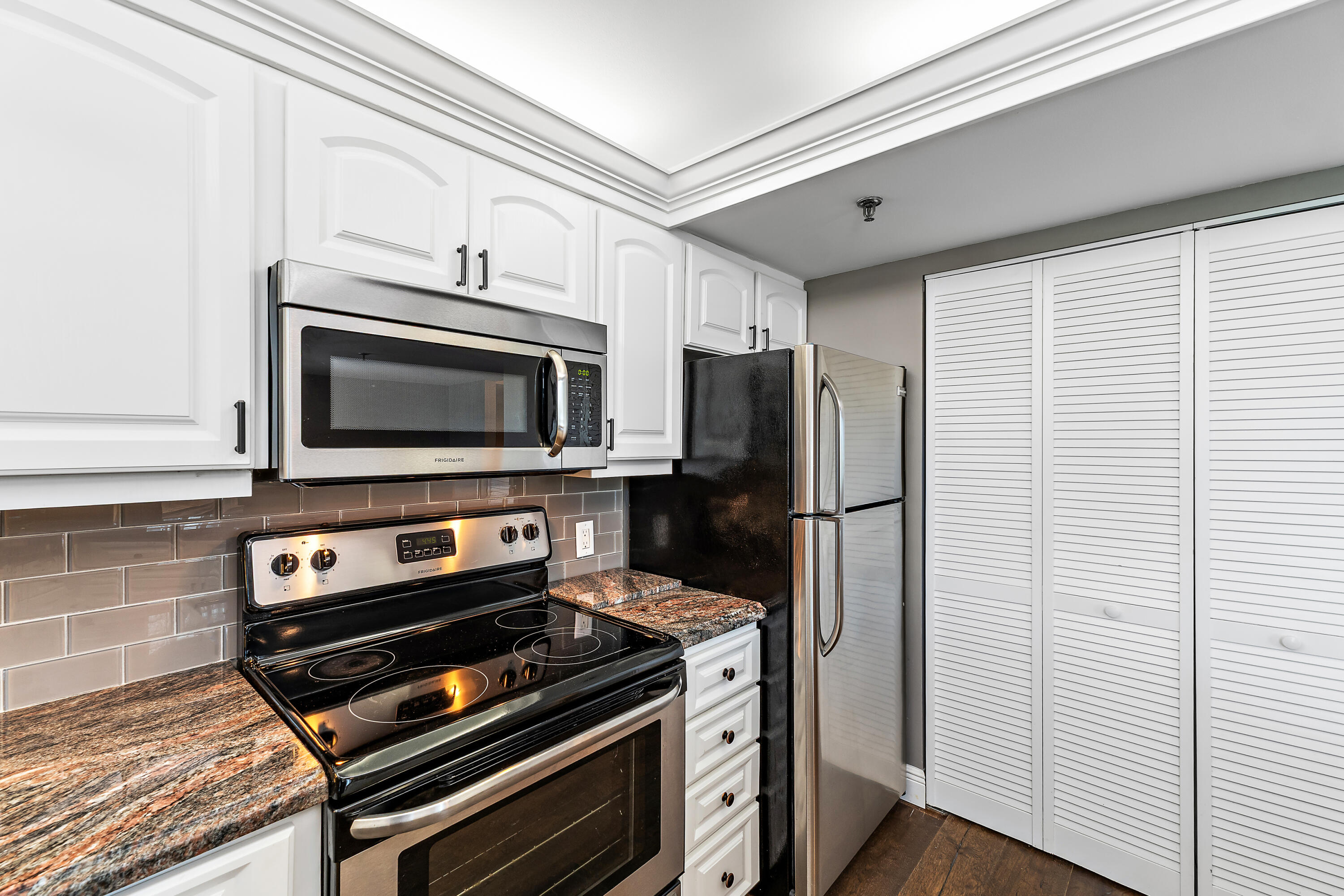 SANDPOINTE BAY CONDO - Residential