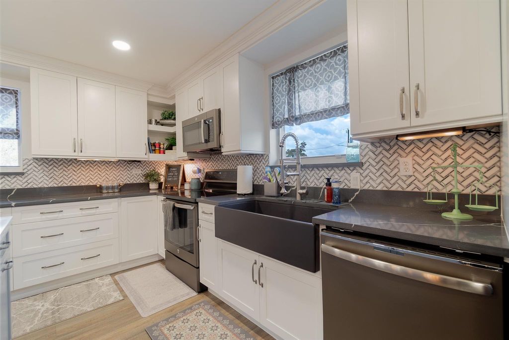 Photo of 9166 SE Karin Street, Hobe Sound, FL 33455 (MLS # R10992257)