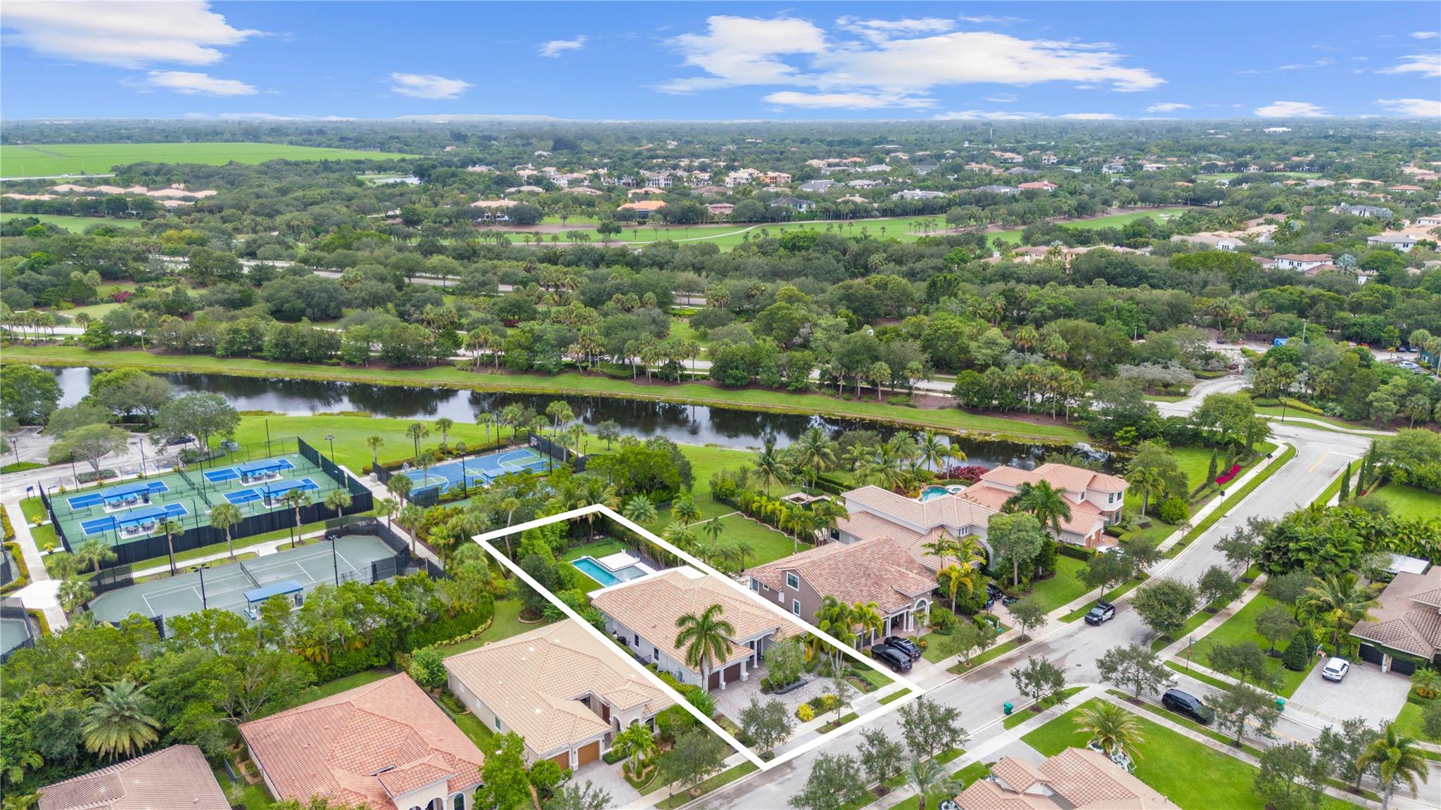 Parkland Golf & Country C - Residential