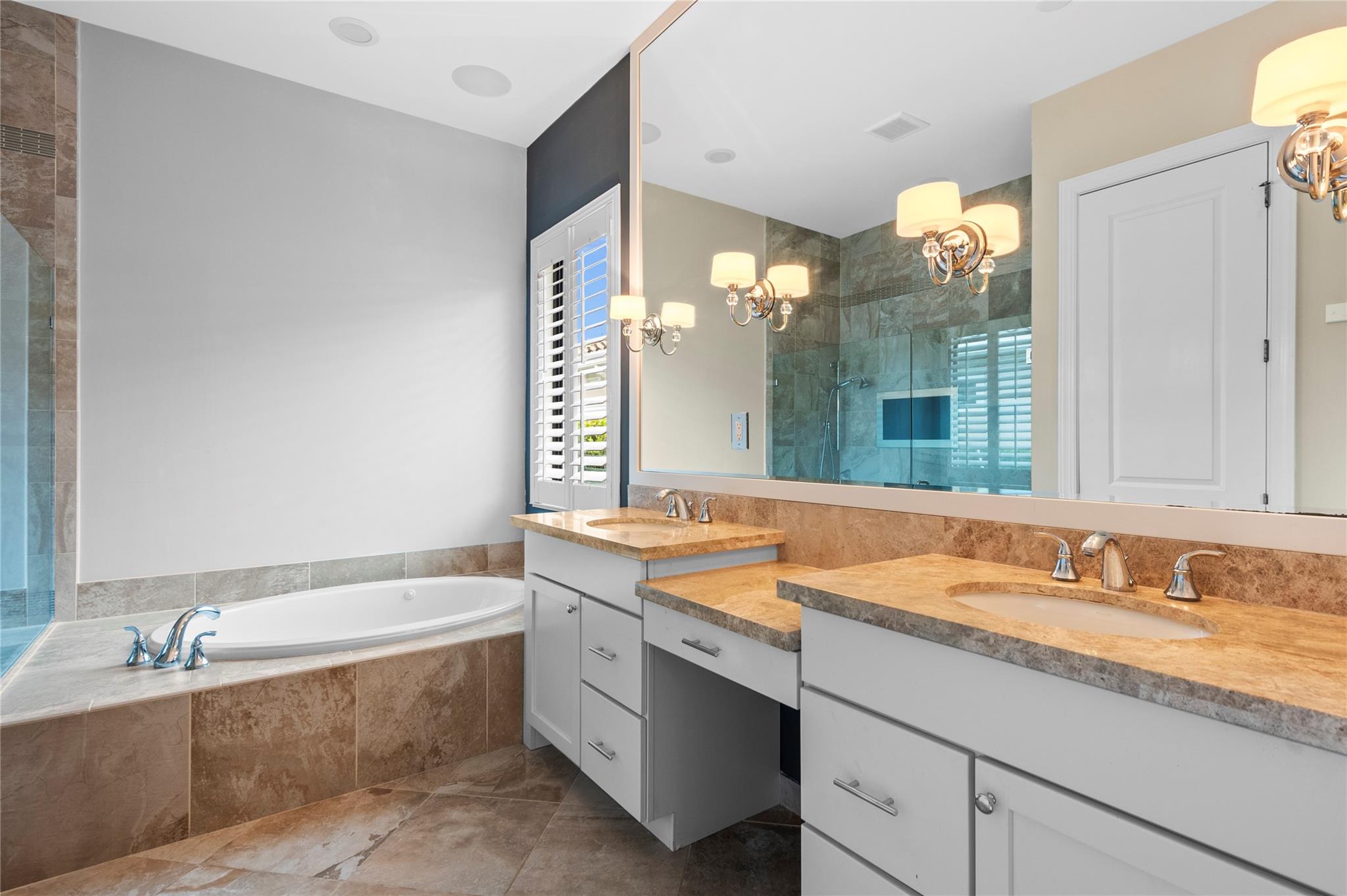 Parkland Golf & Country C - Residential