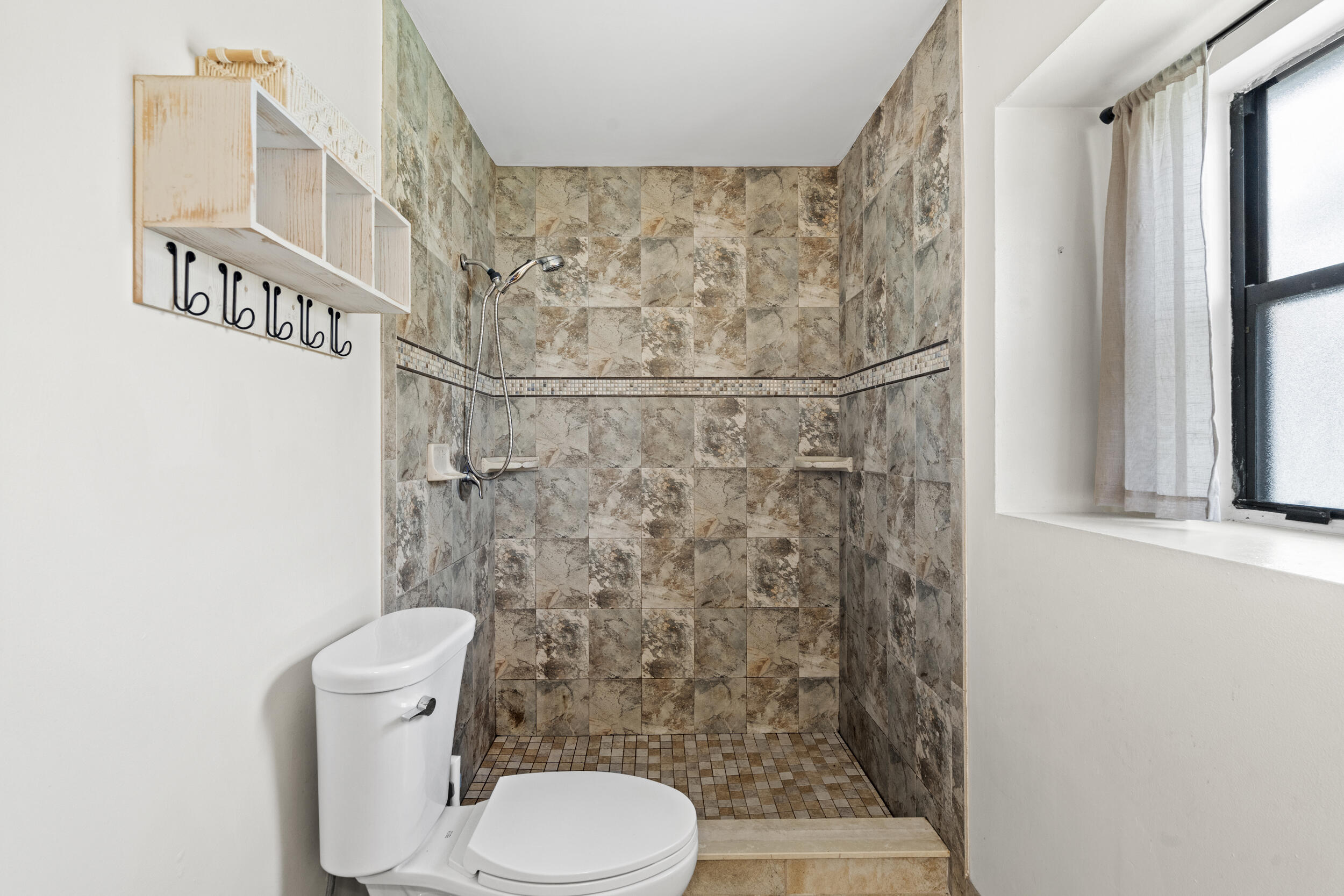 INDIAN RIVER ESTATES UNIT 8 - Residential