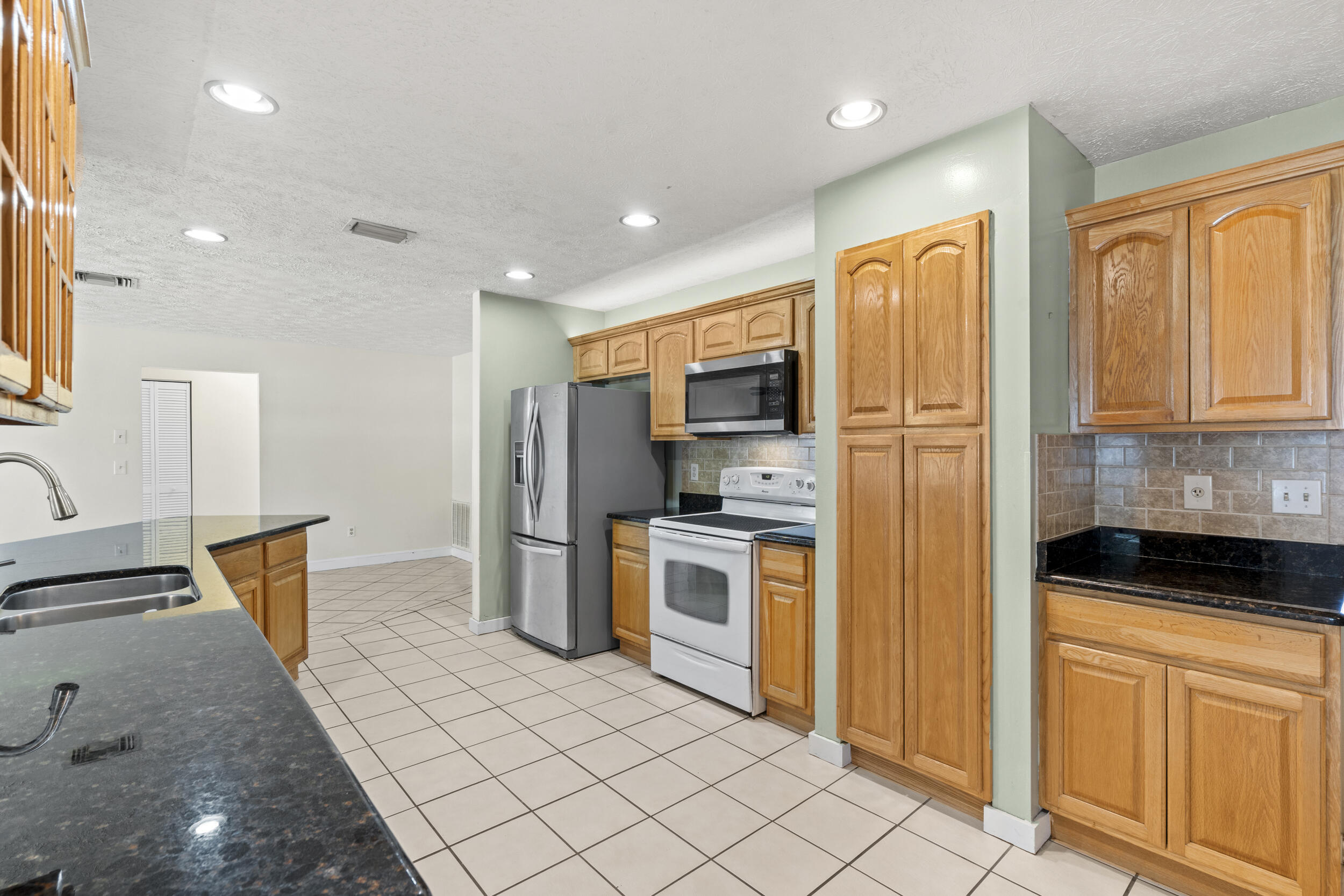 INDIAN RIVER ESTATES UNIT 8 - Residential