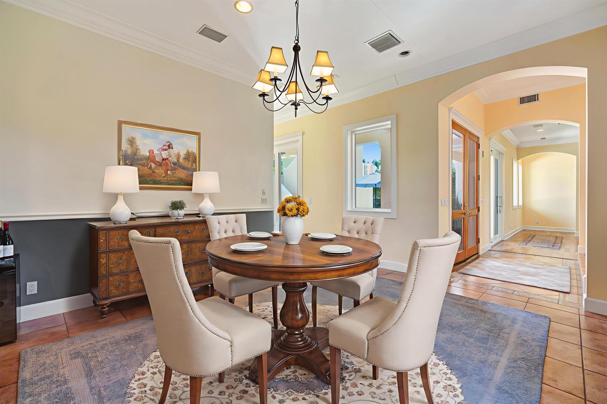 COMMODORES POCKET - Residential