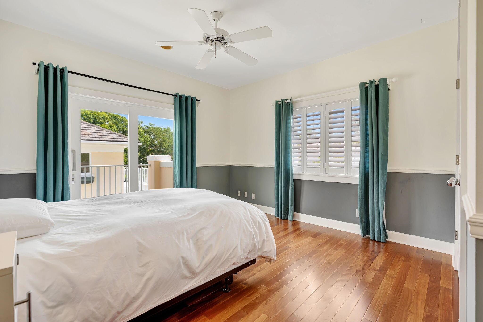 COMMODORES POCKET - Residential