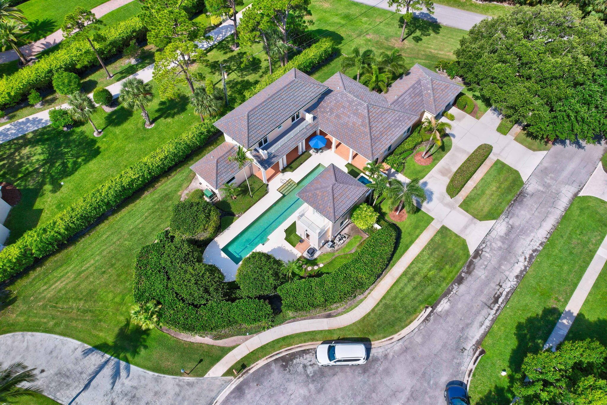 COMMODORES POCKET - Residential