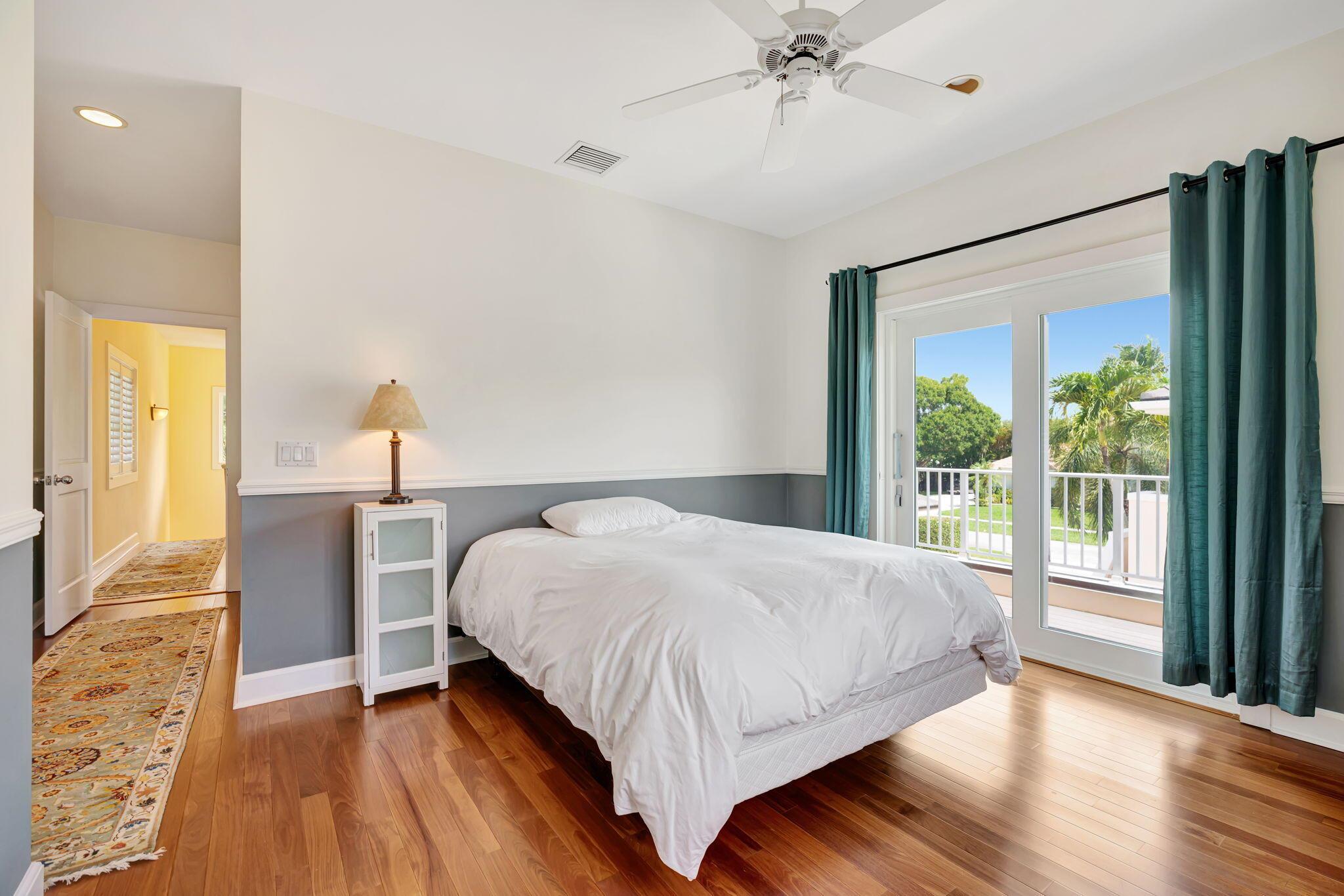 COMMODORES POCKET - Residential