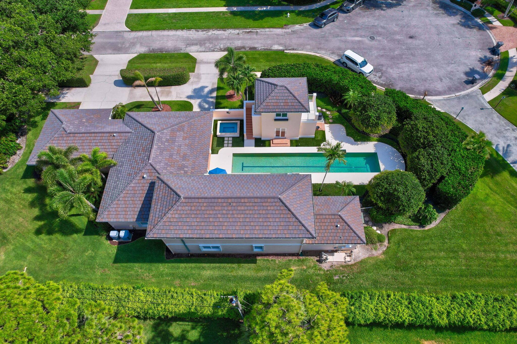 COMMODORES POCKET - Residential