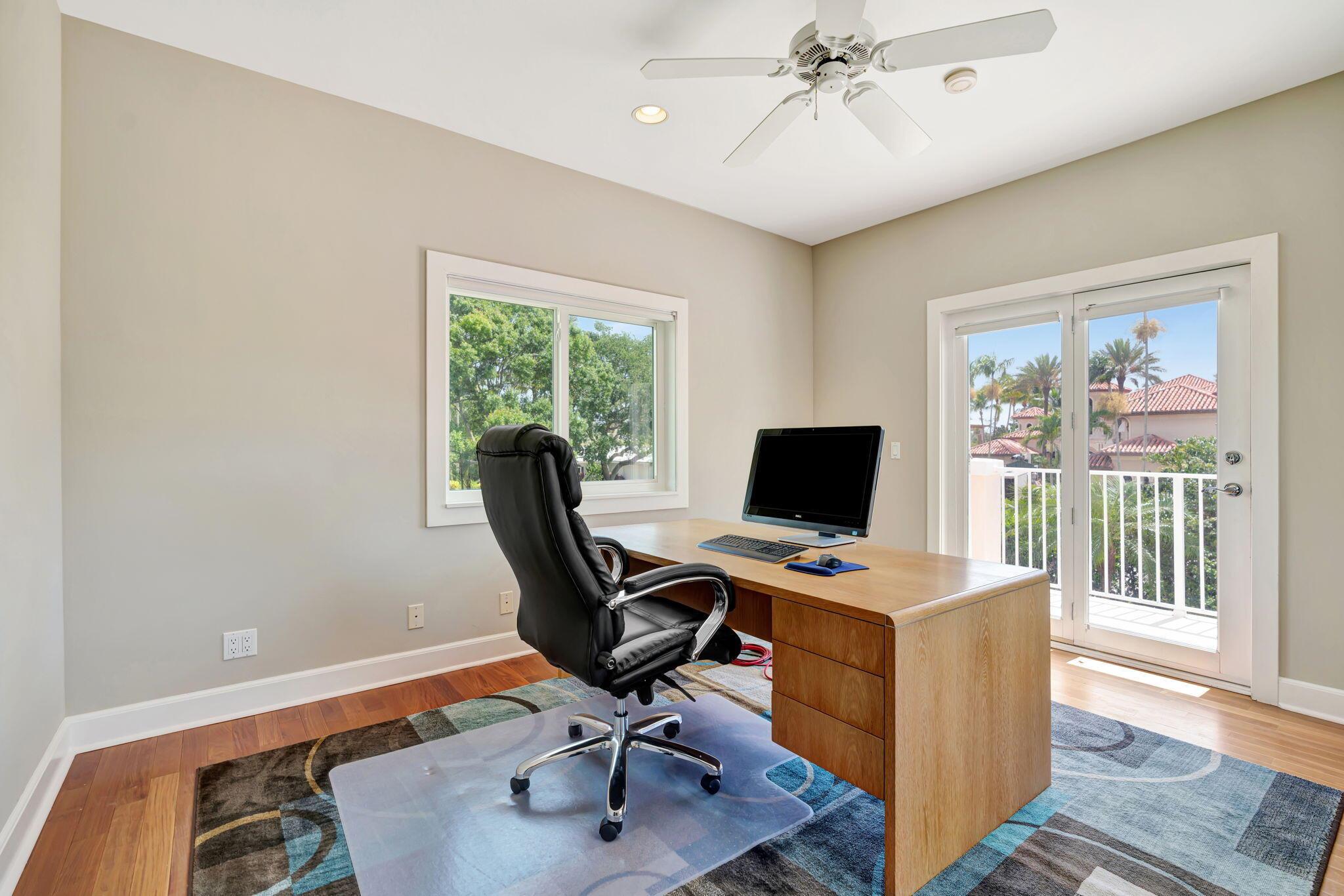 COMMODORES POCKET - Residential