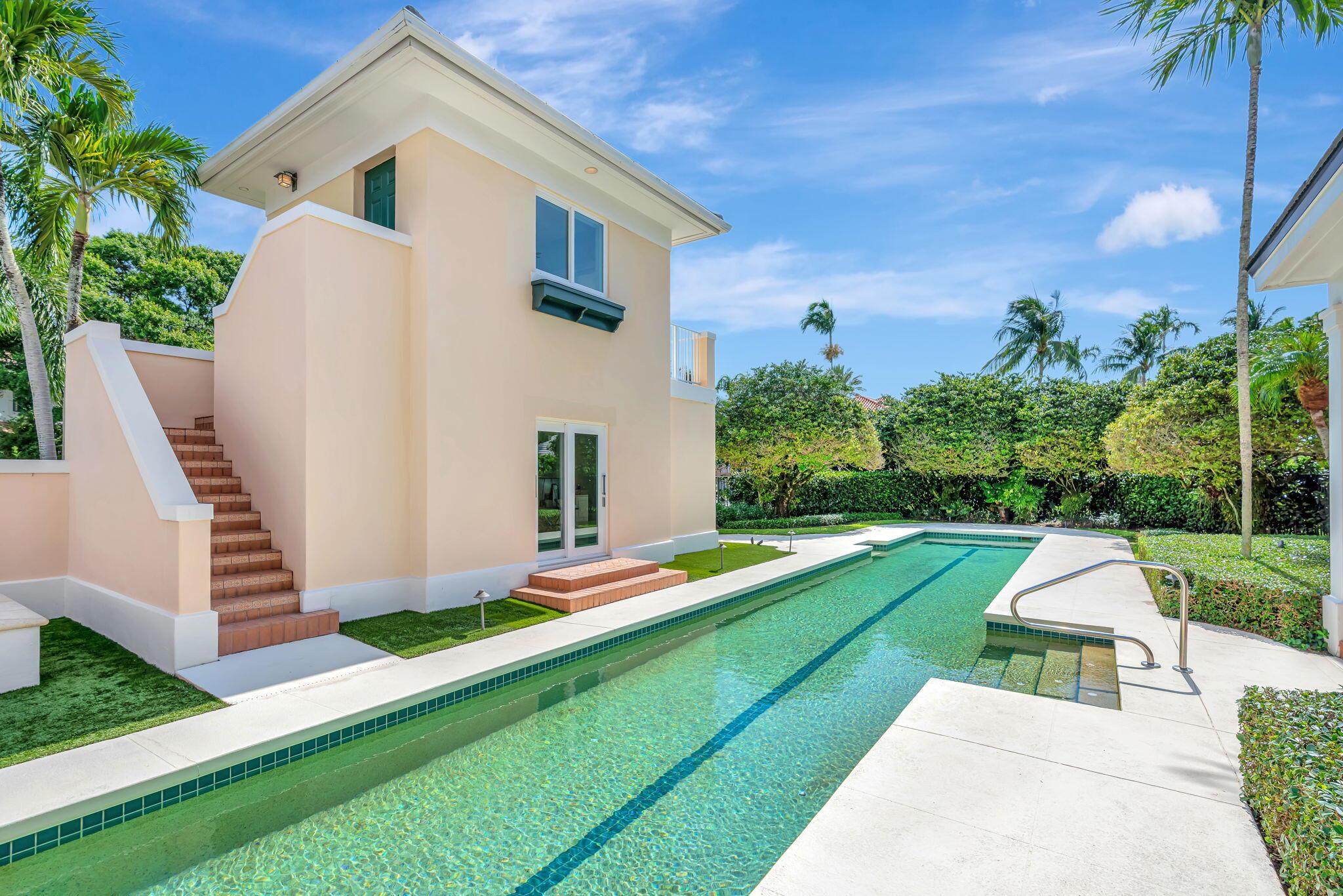 COMMODORES POCKET - Residential