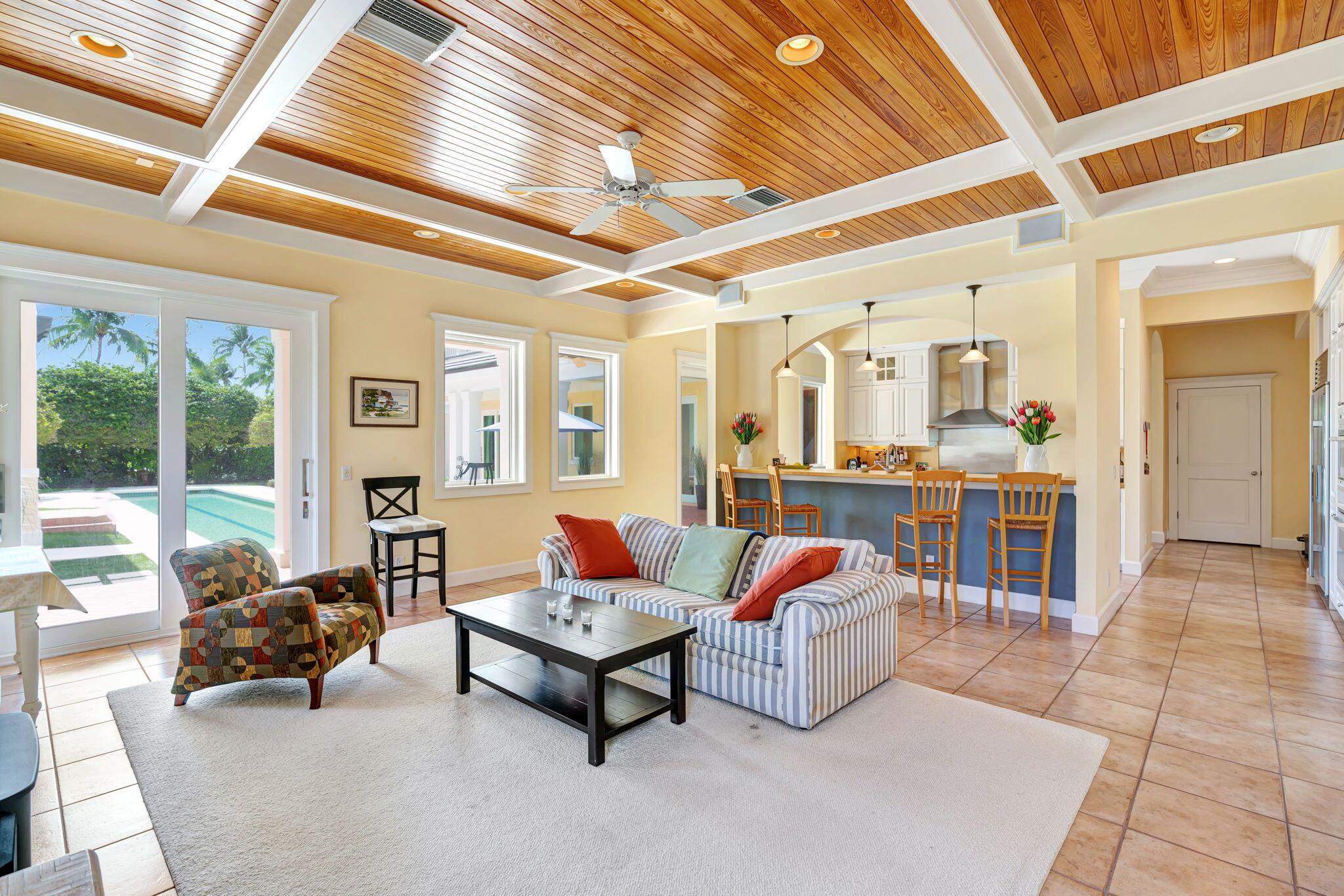 COMMODORES POCKET - Residential