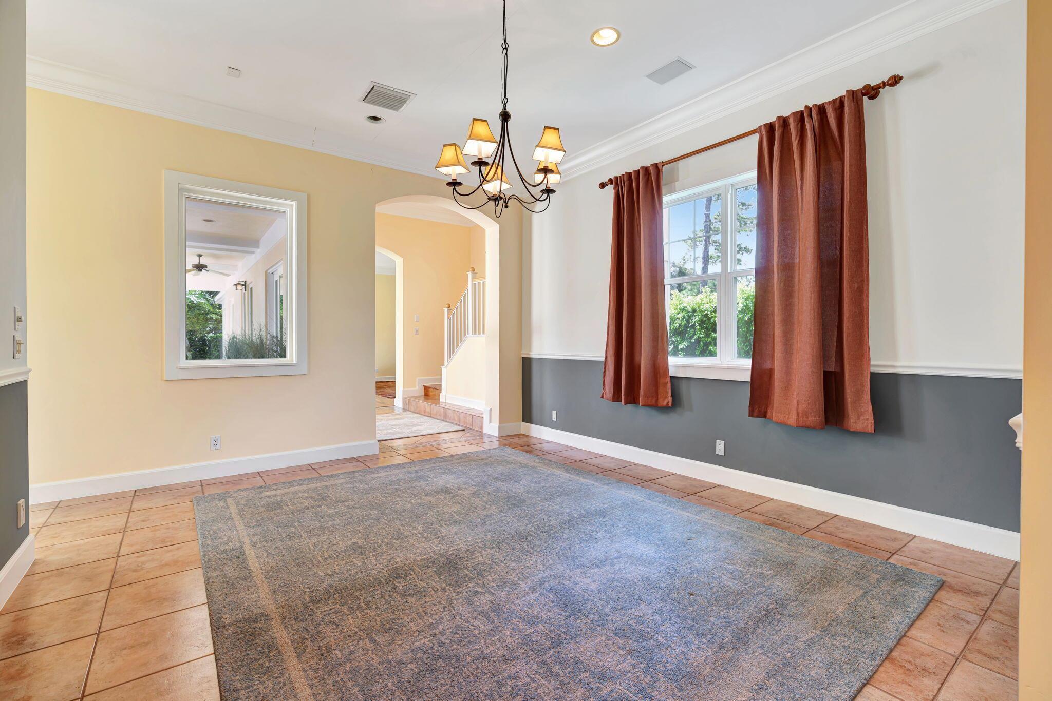 COMMODORES POCKET - Residential