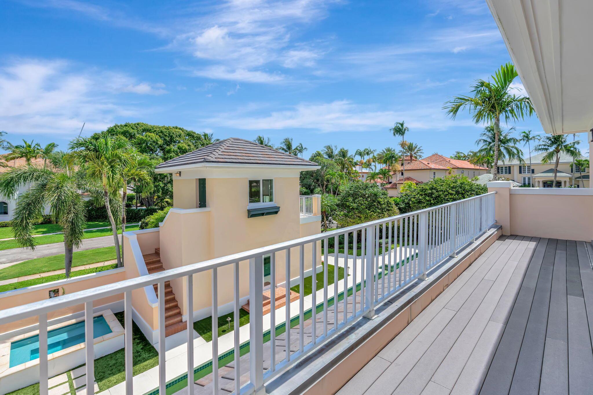 COMMODORES POCKET - Residential