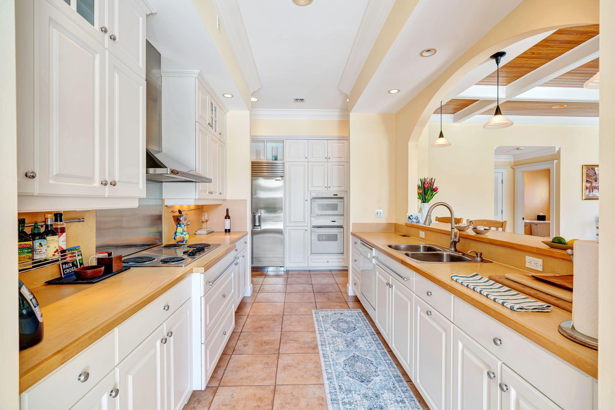 COMMODORES POCKET - Residential