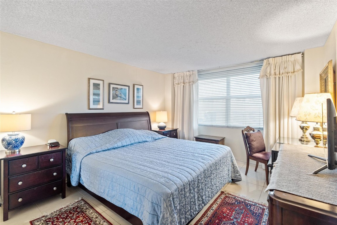 Sea Ranch Lakes North - Residential