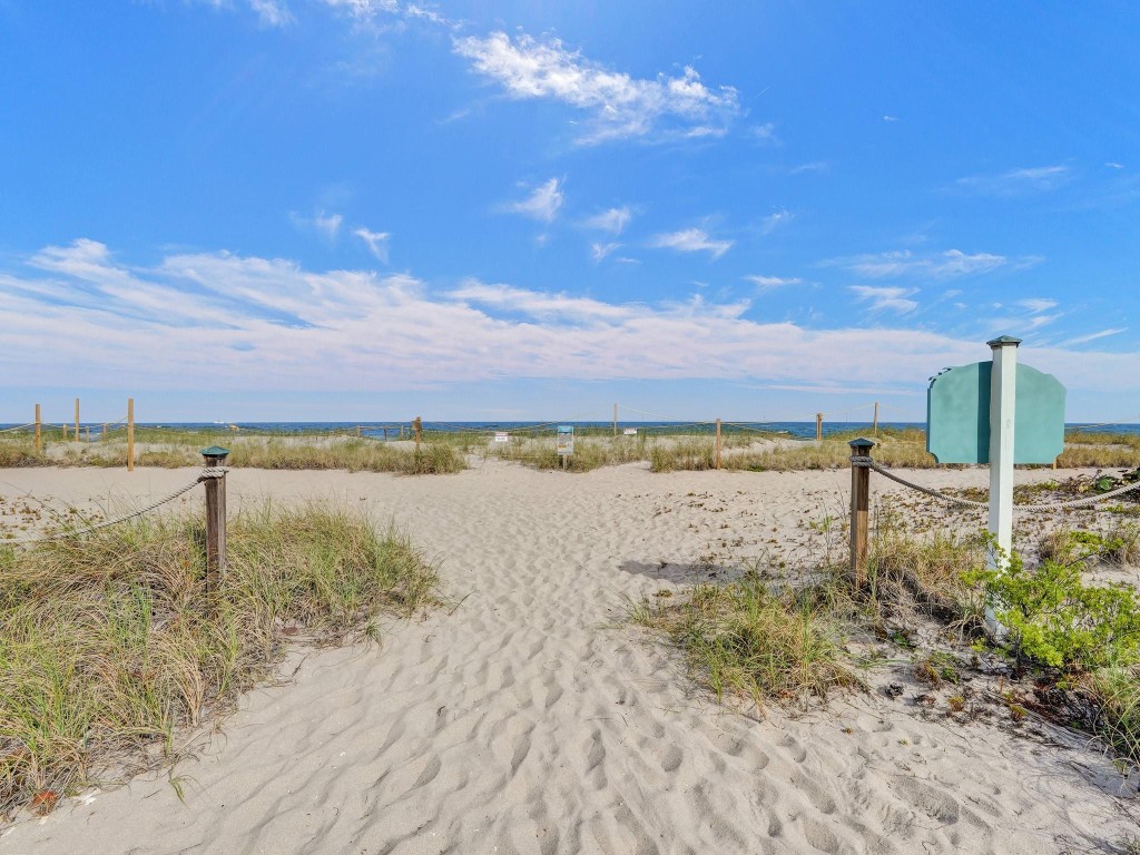 The Breakers - Residential