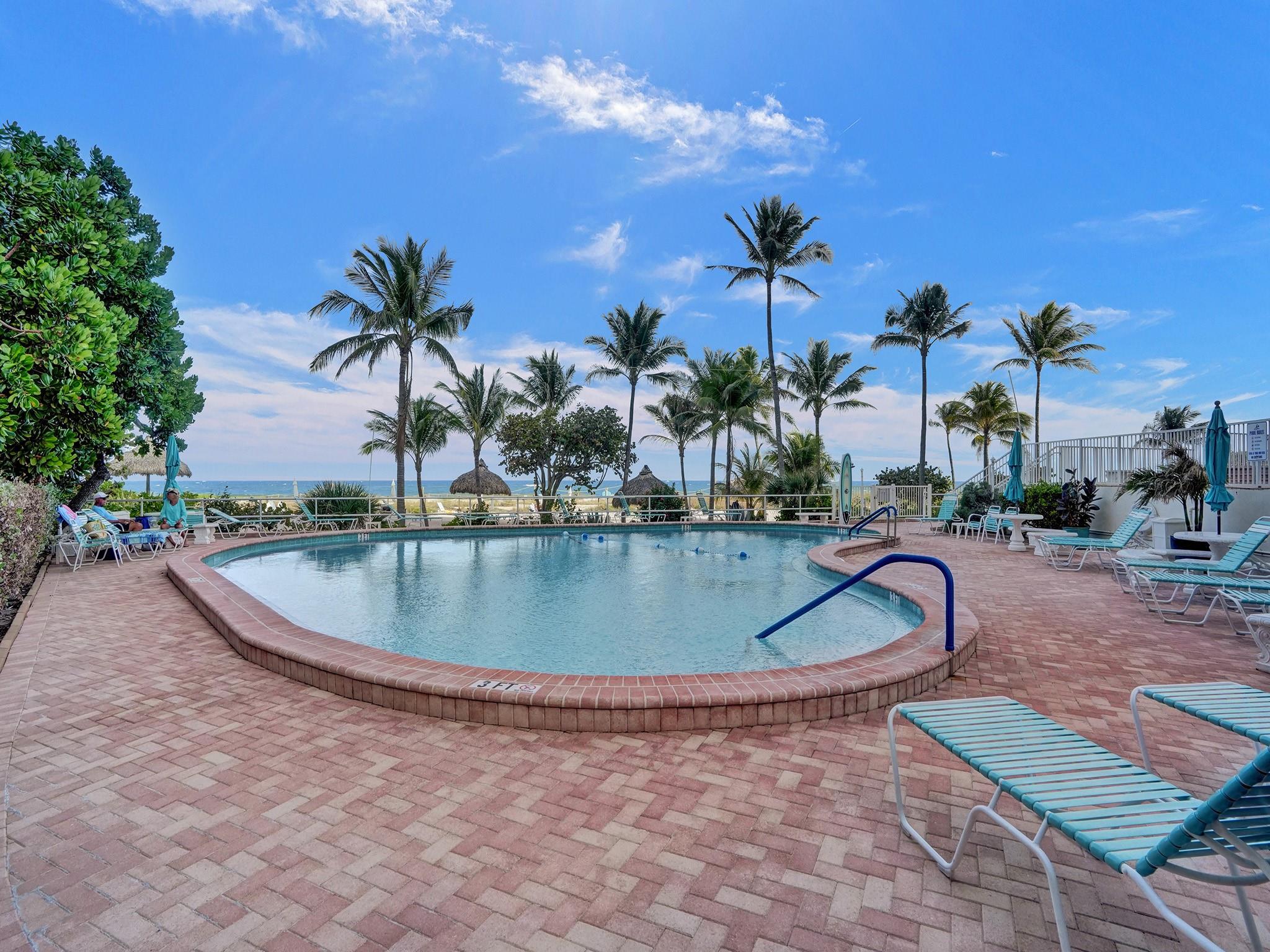 The Breakers - Residential