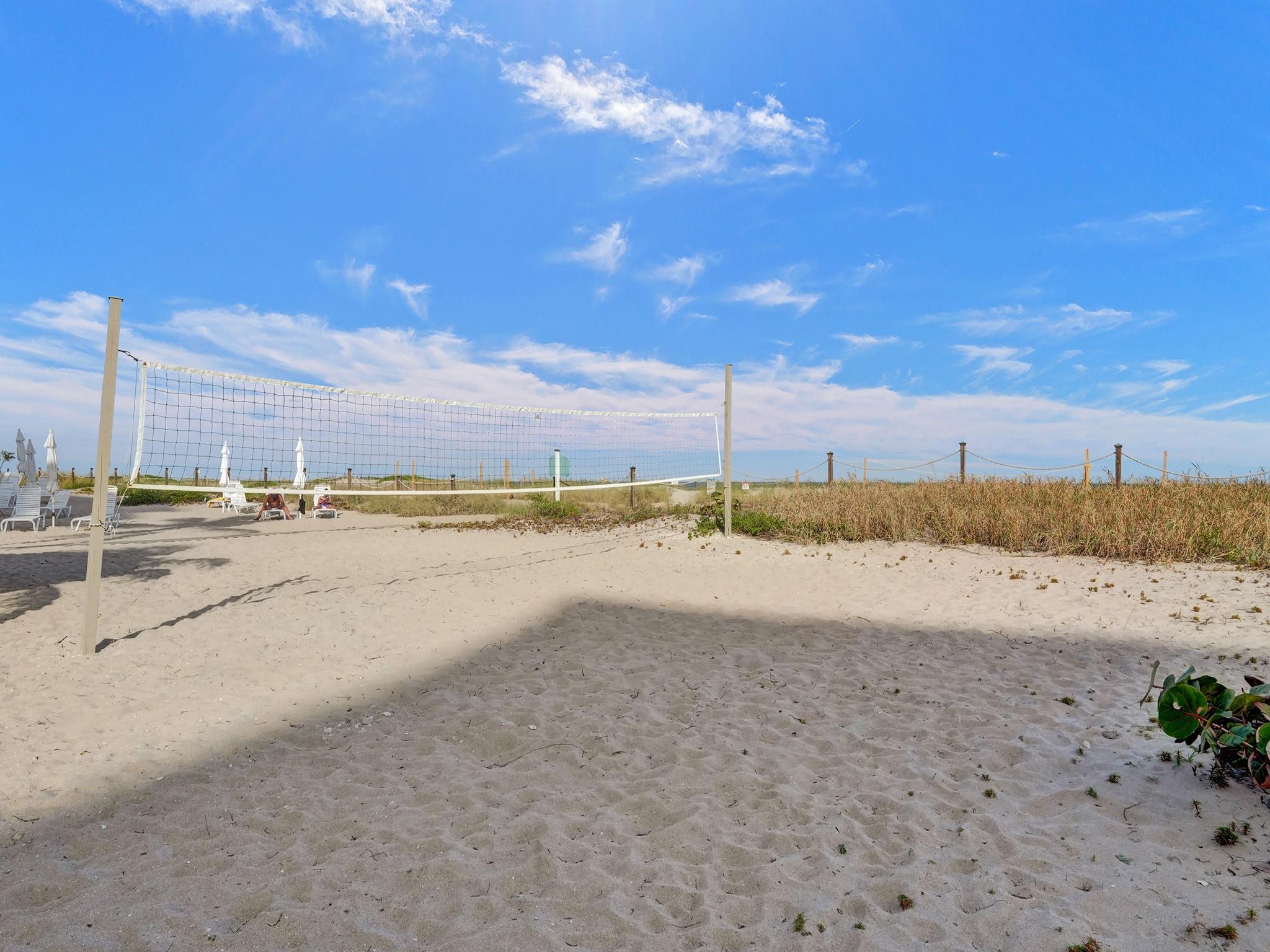 The Breakers - Residential