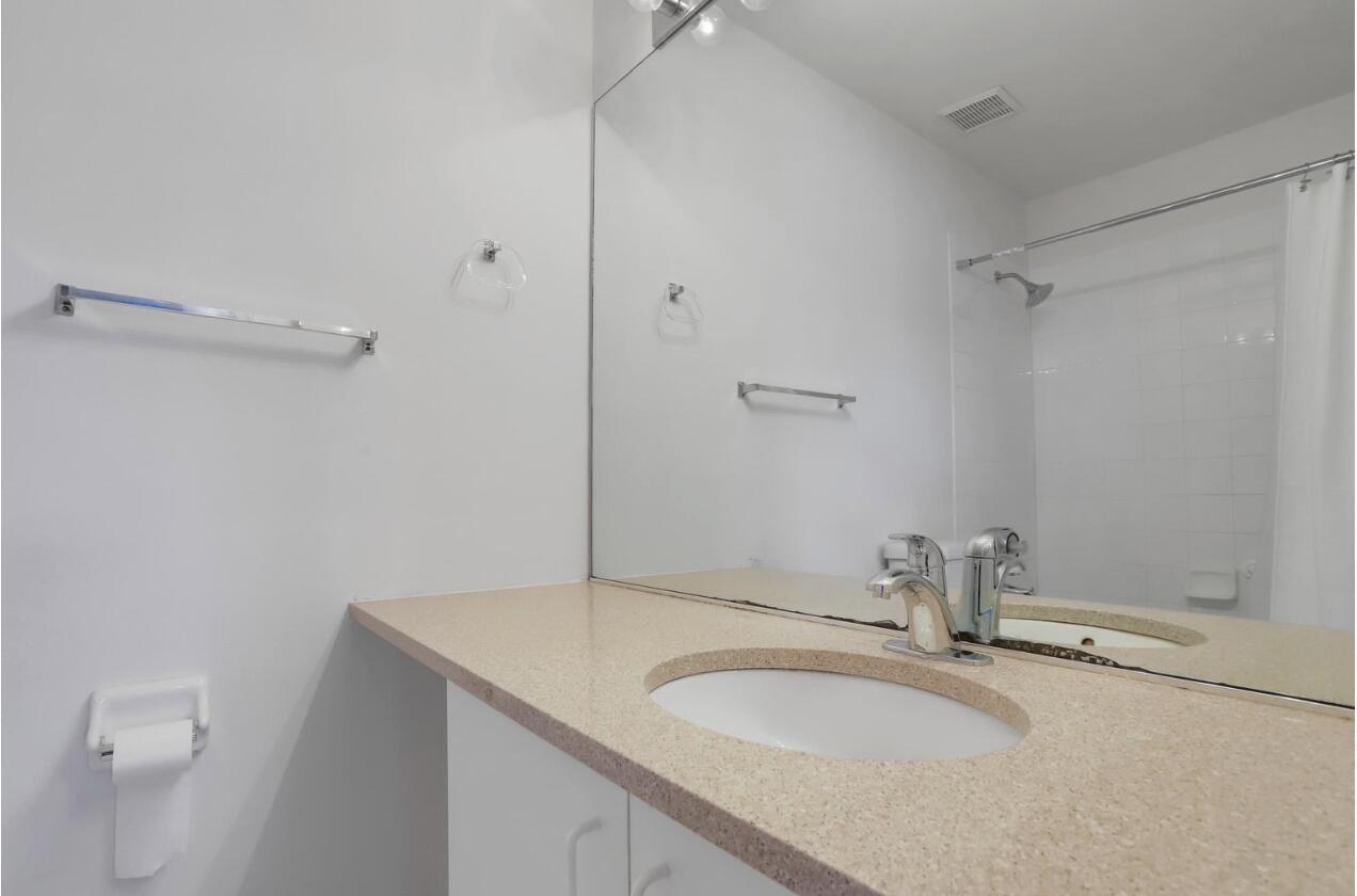 KOKOMO KEY - Residential Lease