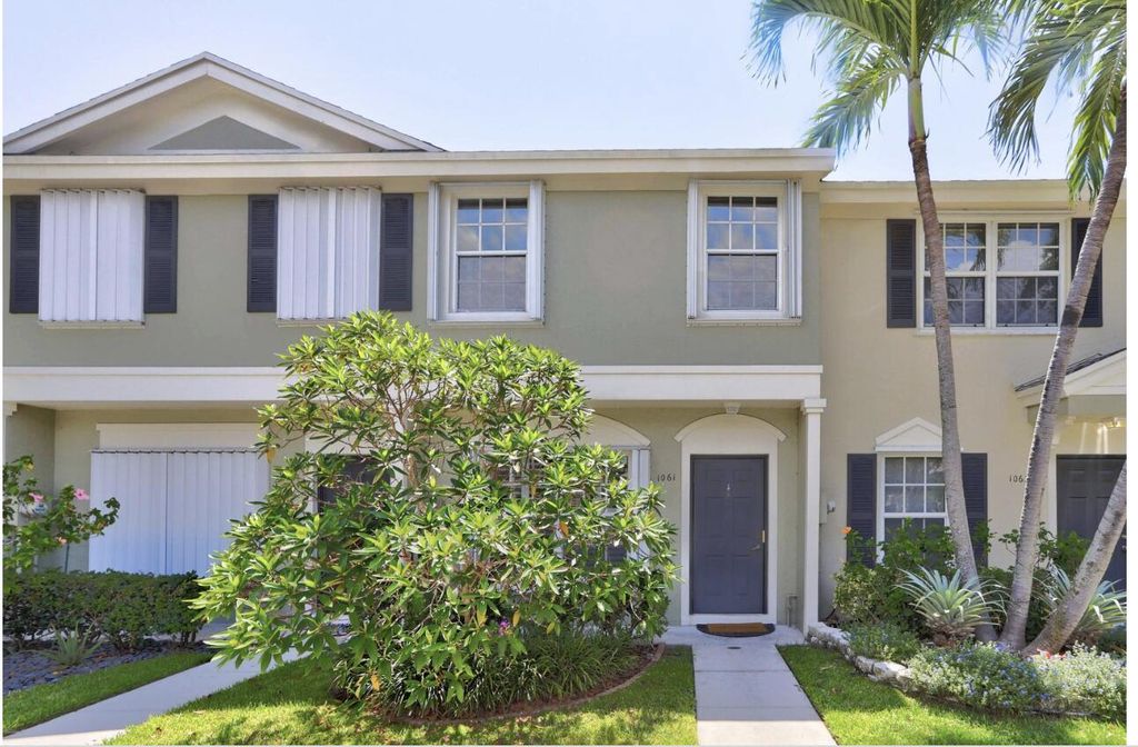 Photo of 1061 Kokomo Key Lane, Delray Beach, FL 33483 (MLS # R11136318)