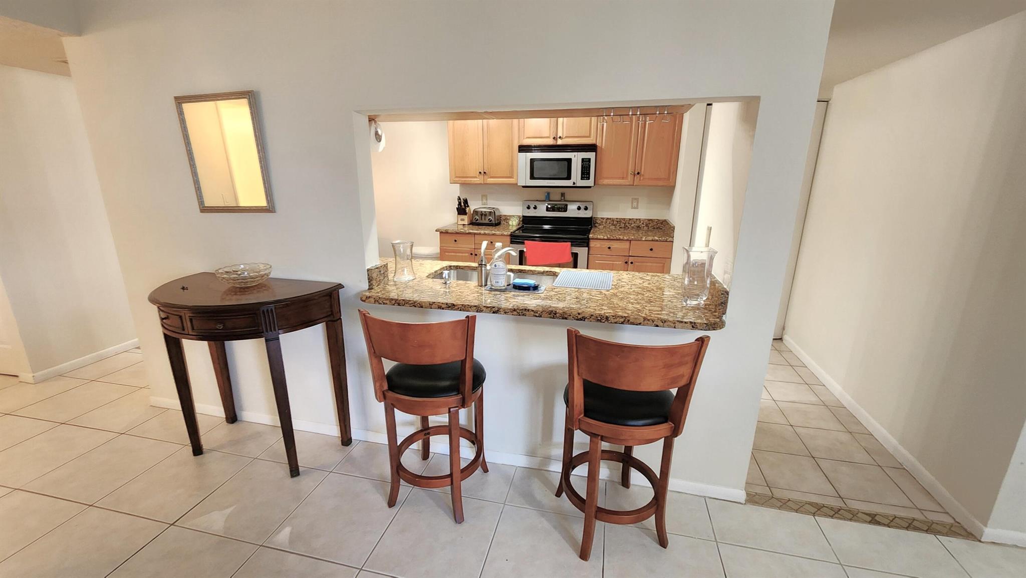 LAVERS DELRAY RACQUET CLU - Residential Lease