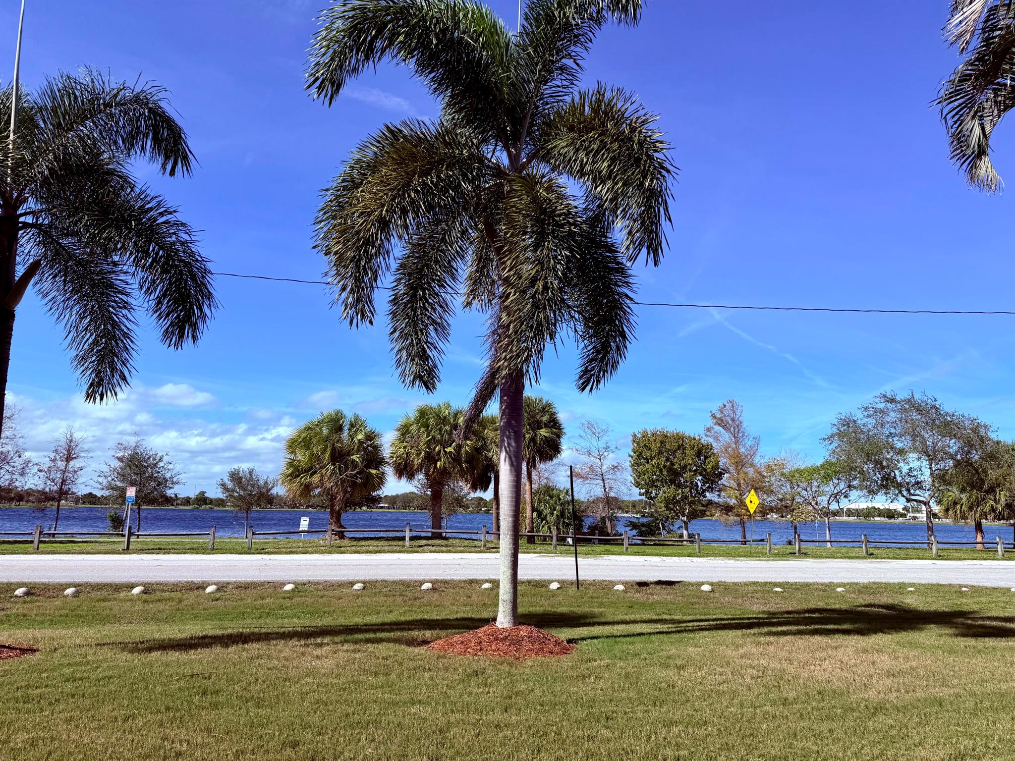 LAKESIDE POINT APT 6 COND - Residential