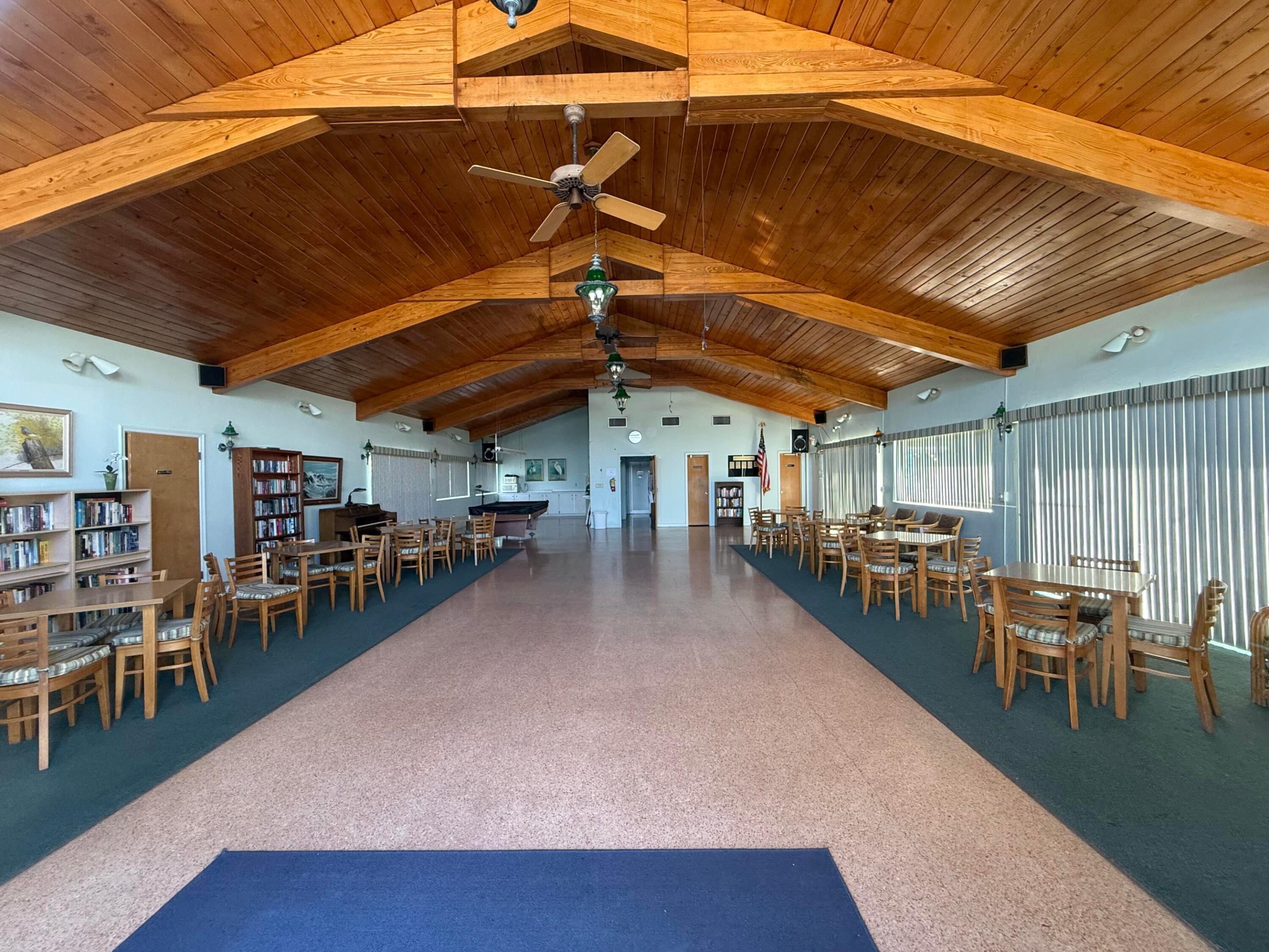 LAKESIDE POINT APT 6 CONDO - Residential