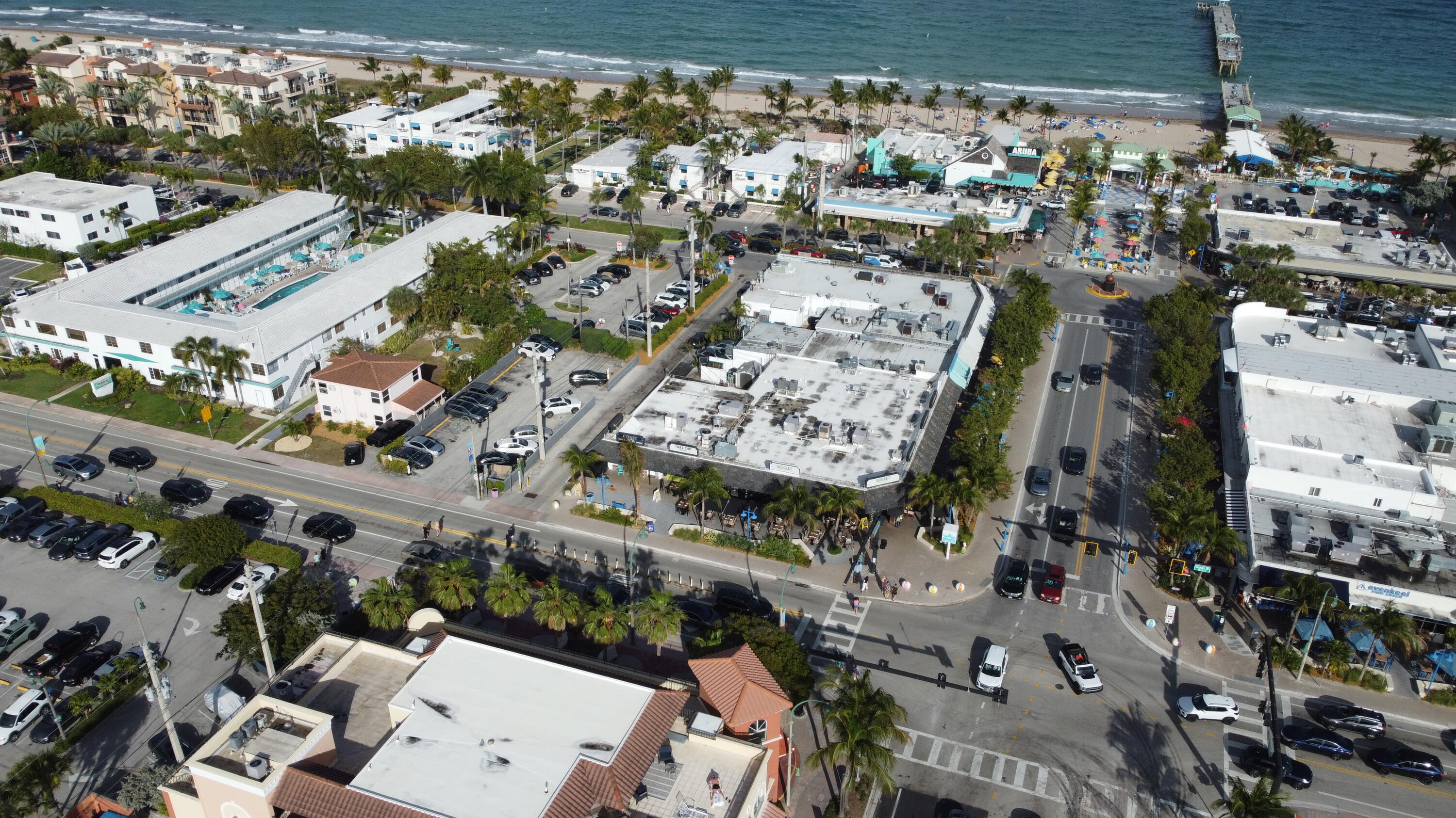 LAUDERDALE BY THE SEA - Land