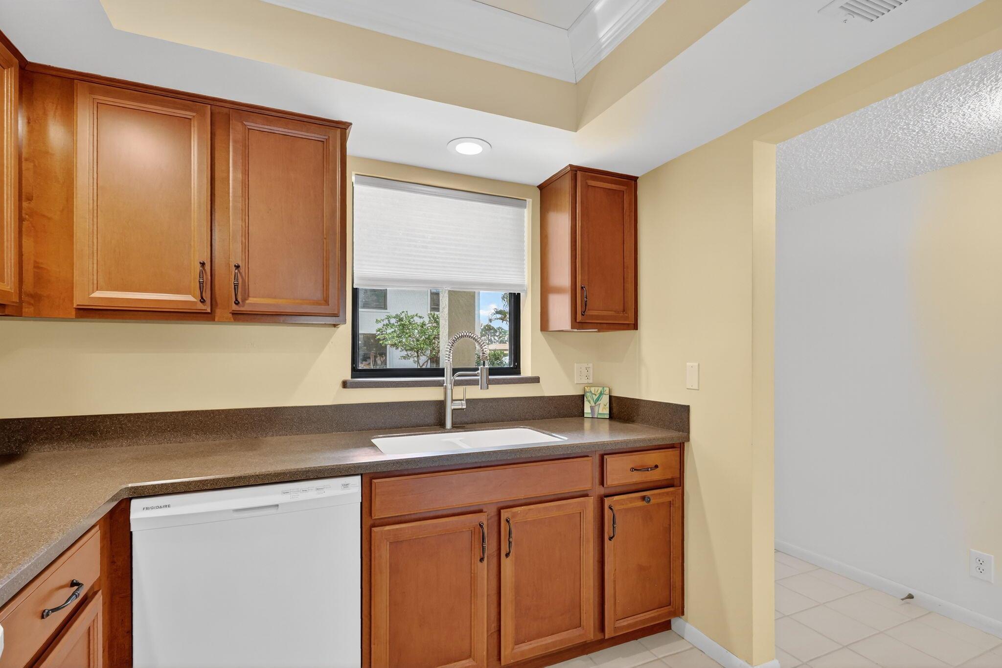 SOUTH RIVER VILLAGE CONDO - Residential