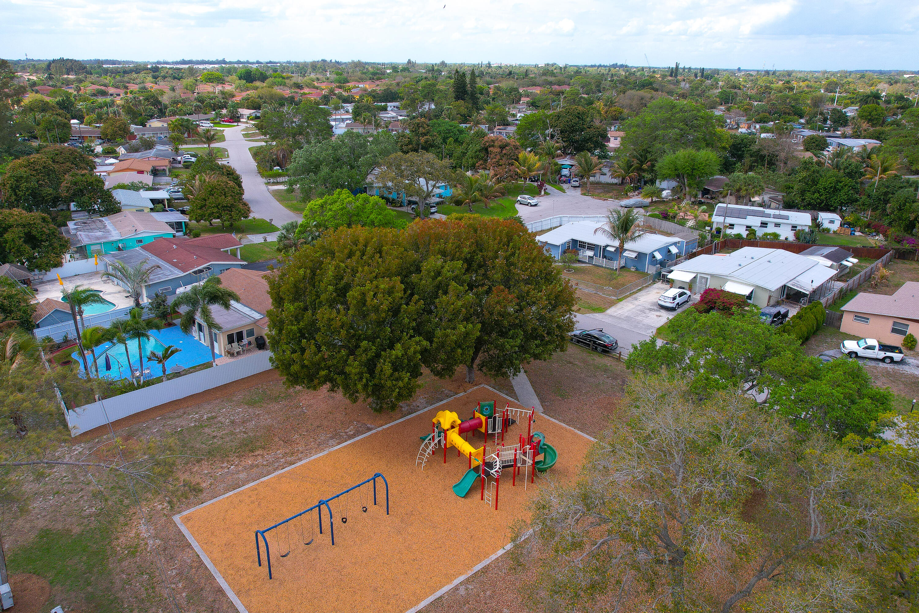 LAKE BELVEDERE ESTATES 4TH ADD - Residential