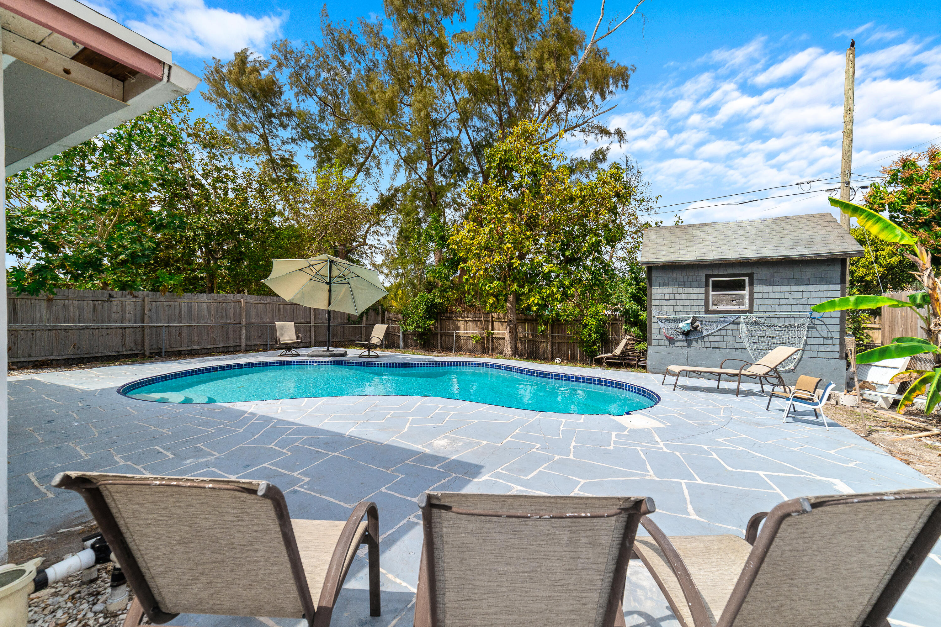 LAKE BELVEDERE ESTATES 4TH ADD - Residential