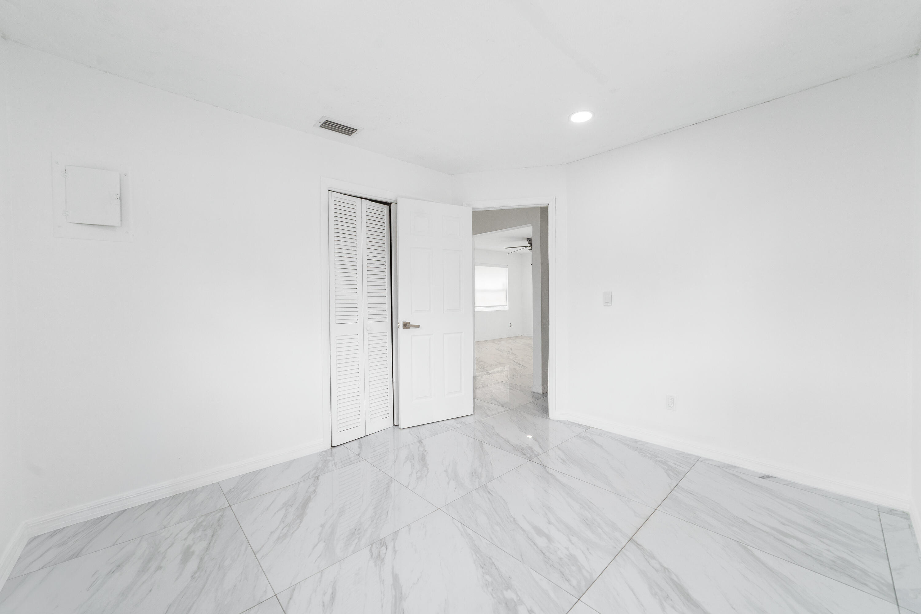 LAKE BELVEDERE ESTATES 4TH ADD - Residential