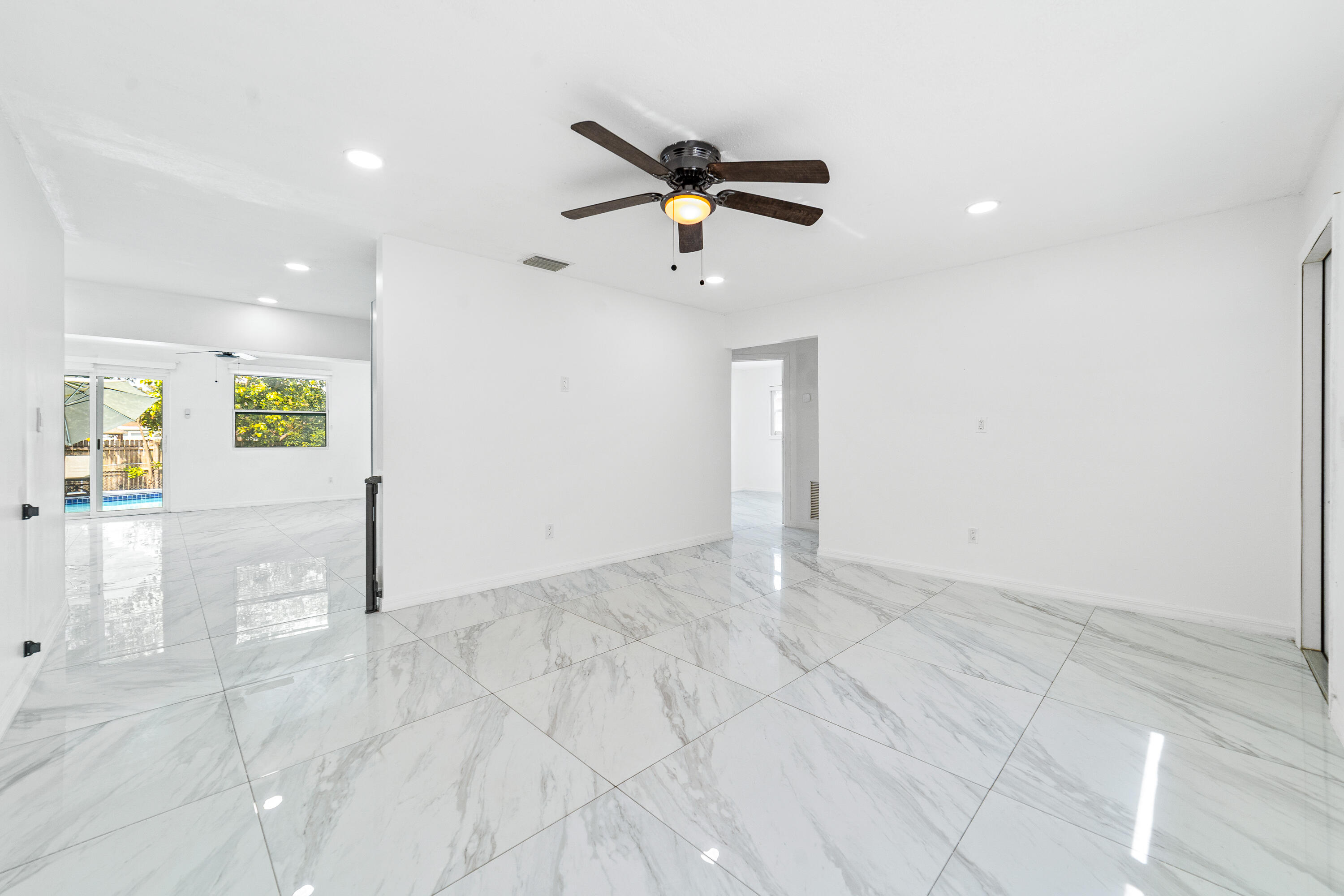 LAKE BELVEDERE ESTATES 4TH ADD - Residential