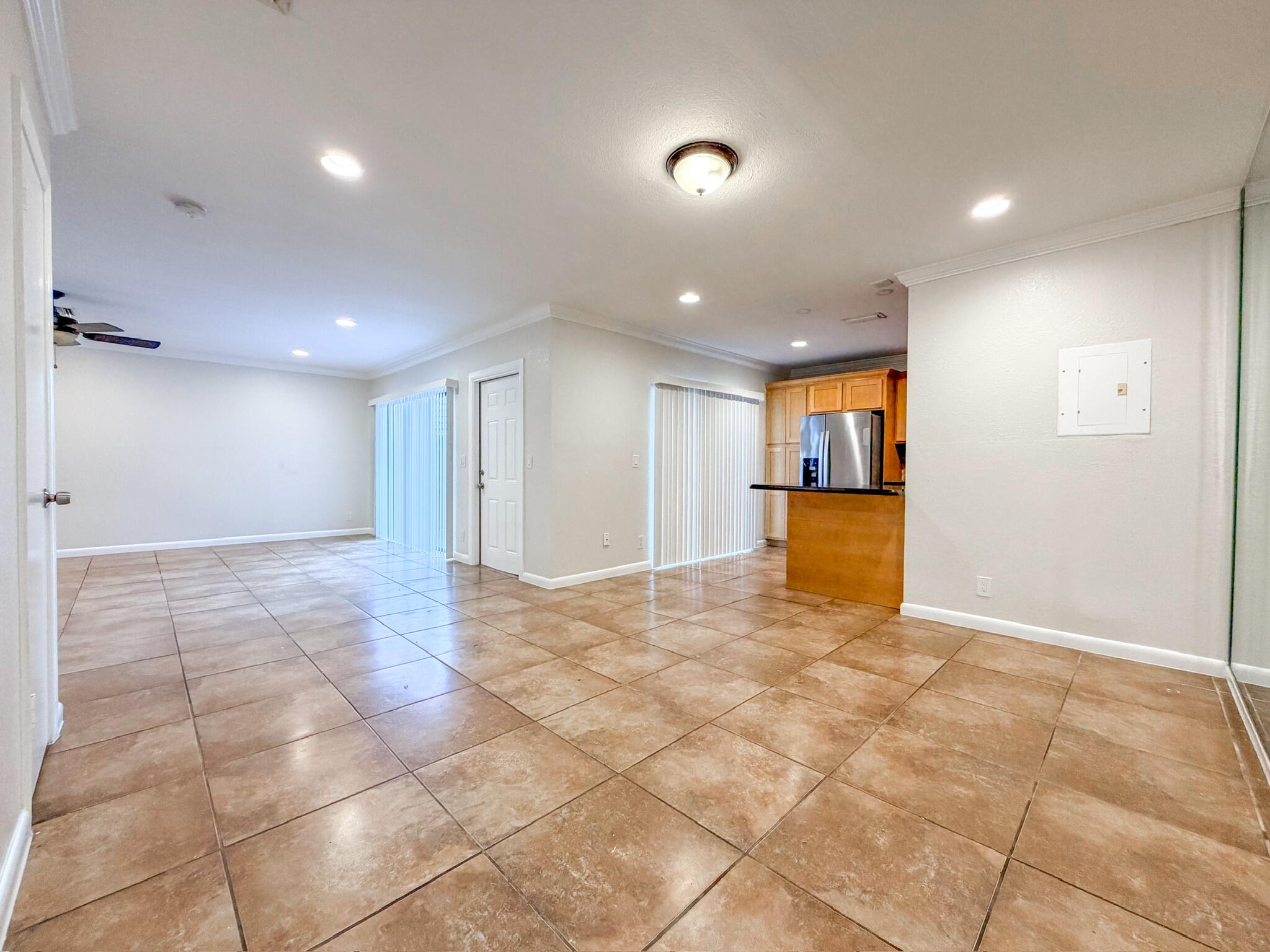 WOODSTOCK TWNHS - Residential Lease